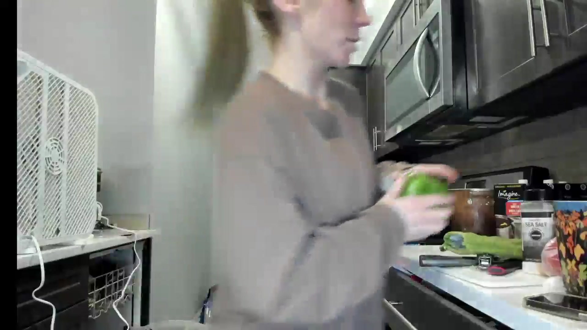 Gallery image thumbnail from Laurel's myfreecams stream on, 10/21/2024, 04:10 image 8 of 20