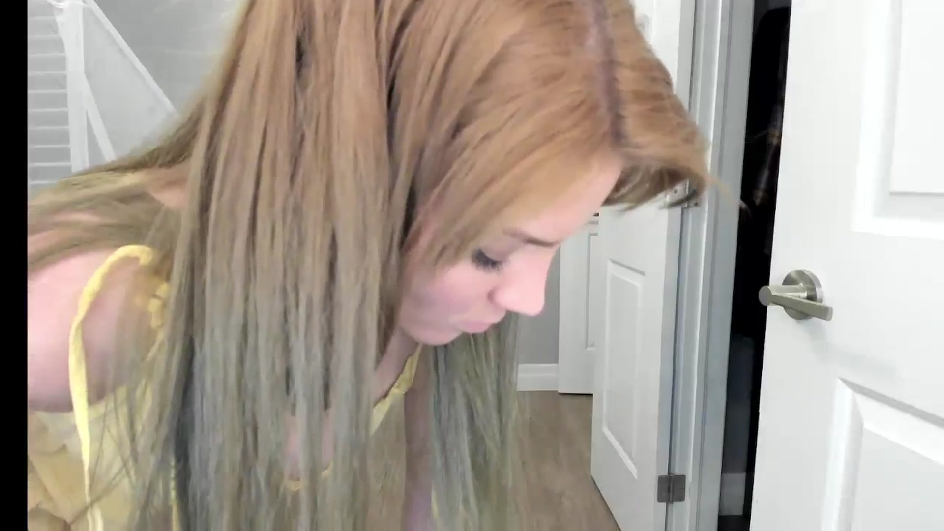 Gallery image thumbnail from Laurel's myfreecams stream on, 10/21/2024, 04:56 image 15 of 20