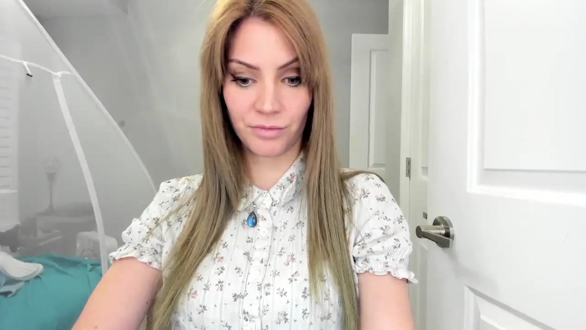 Gallery image thumbnail from Laurel's myfreecams stream on, 10/26/2024, 03:56 image 6 of 20