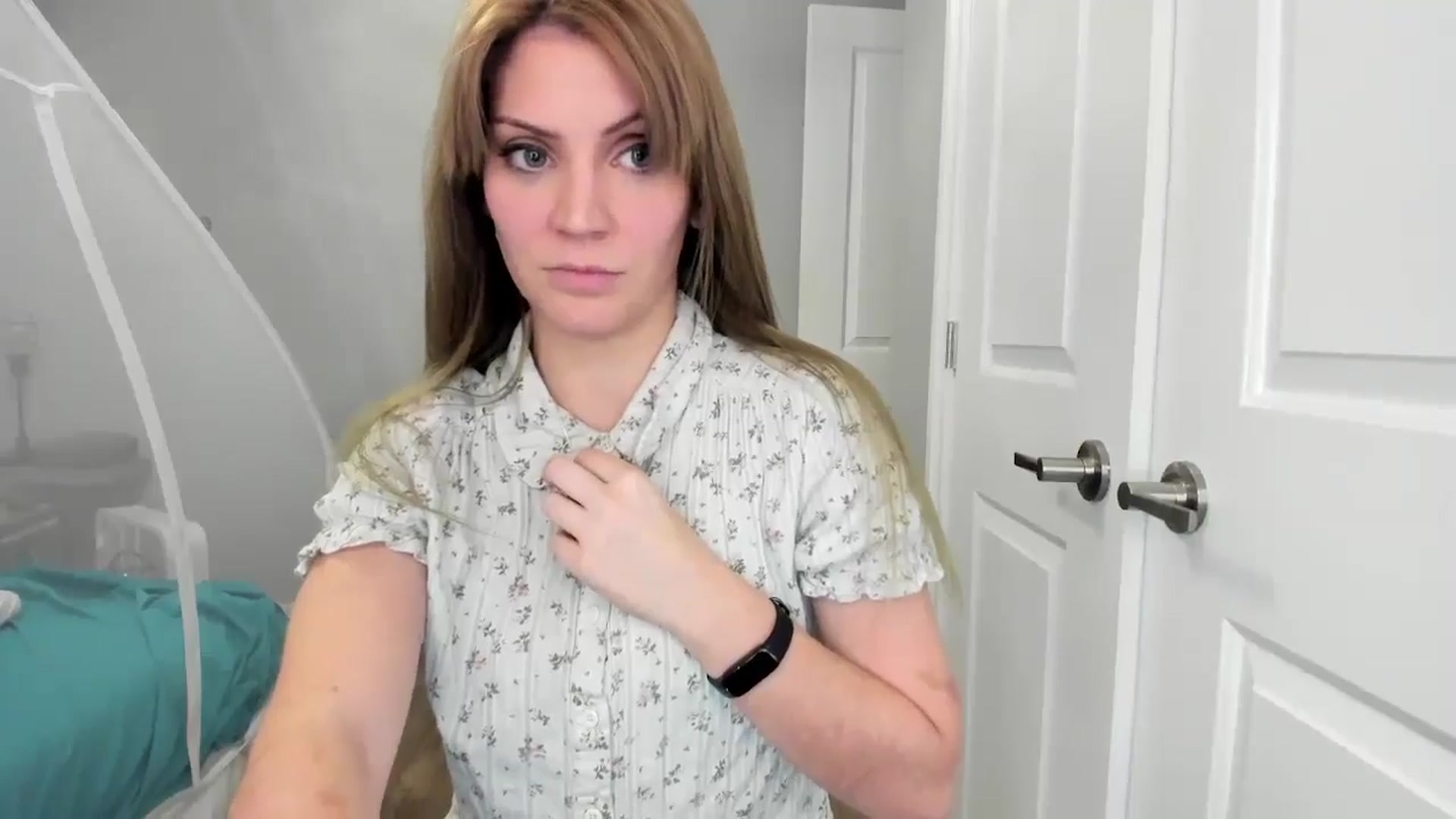 Gallery image thumbnail from Laurel's myfreecams stream on, 10/26/2024, 07:29 image 6 of 20