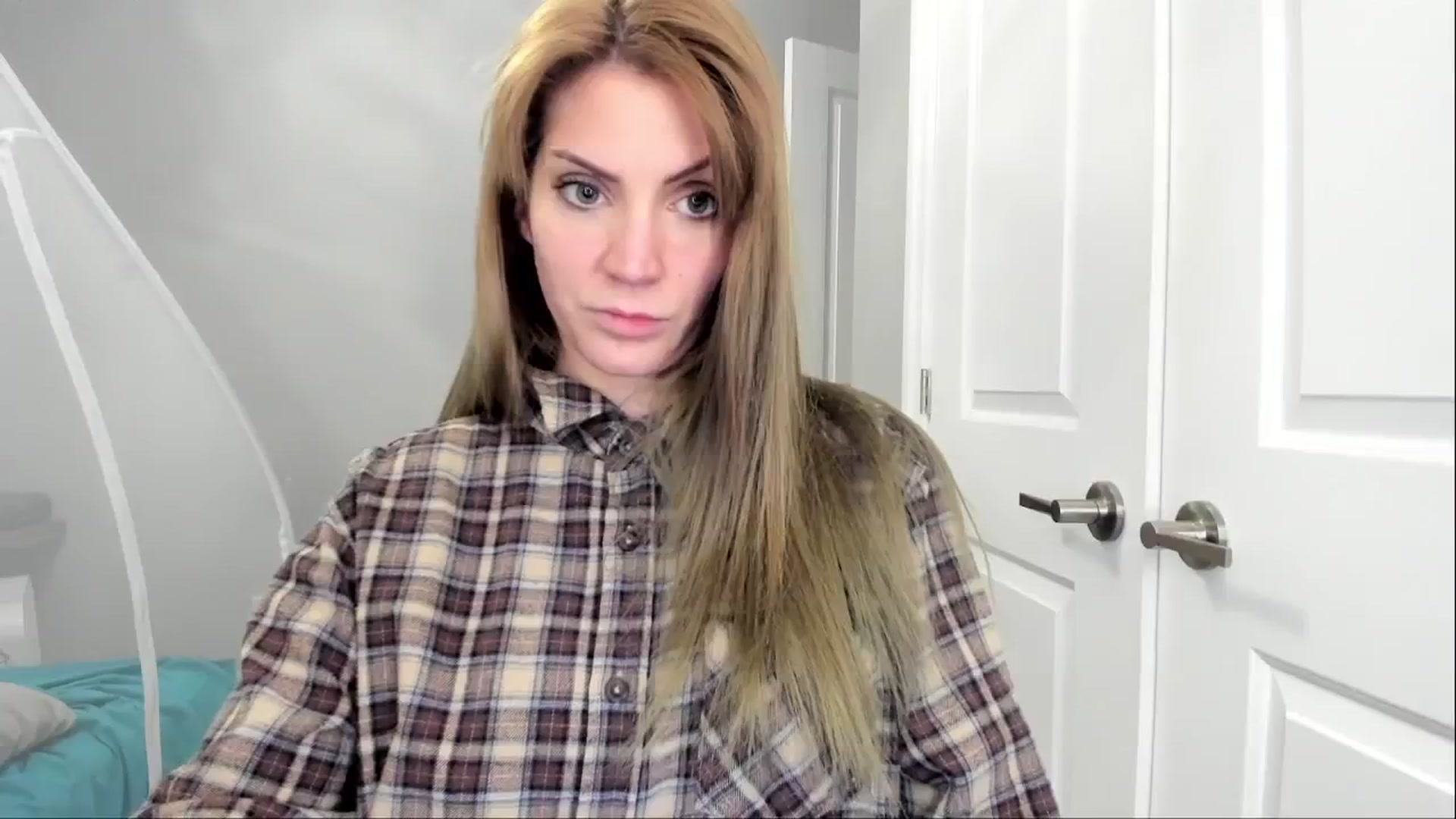Gallery image thumbnail from Laurel's myfreecams stream on, 10/28/2024, 05:48 image 7 of 20