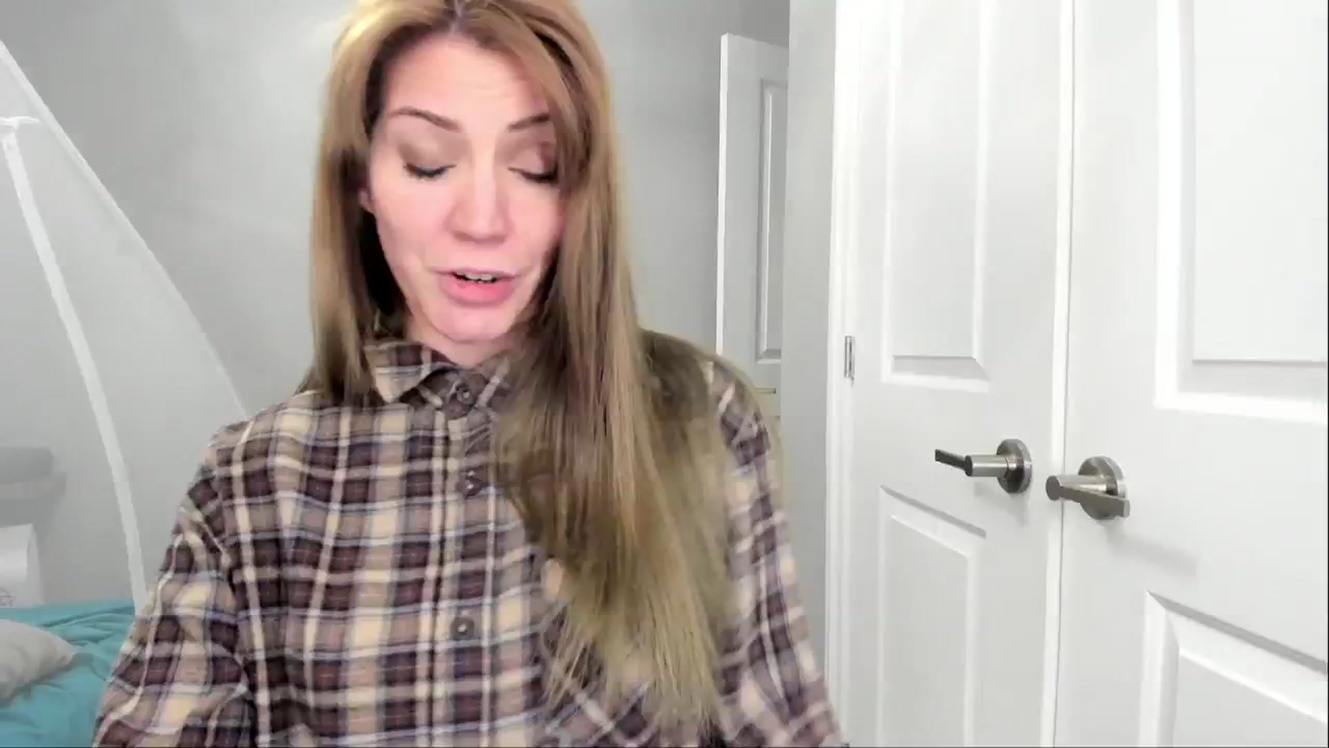 Gallery image thumbnail from Laurel's myfreecams stream on, 10/28/2024, 05:48 image 10 of 20