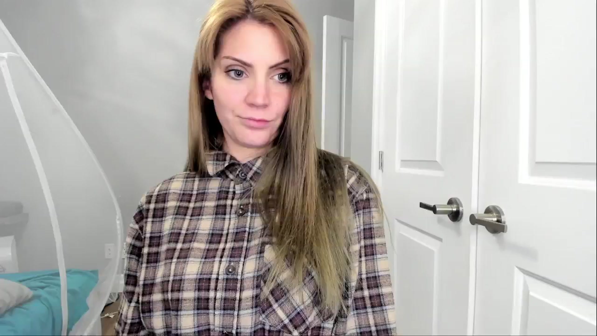 Gallery image thumbnail from Laurel's myfreecams stream on, 10/28/2024, 05:48 image 9 of 20