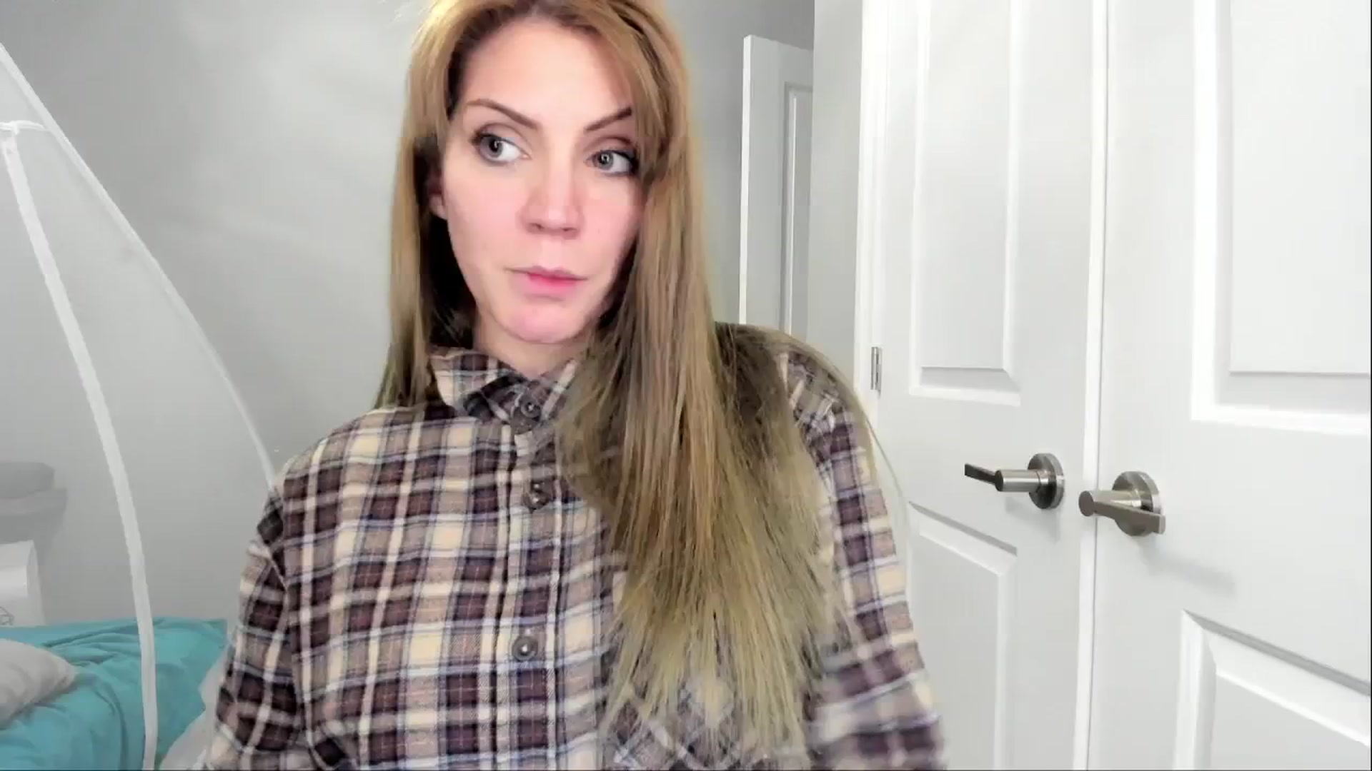 Gallery image thumbnail from Laurel's myfreecams stream on, 10/28/2024, 05:48 image 8 of 20