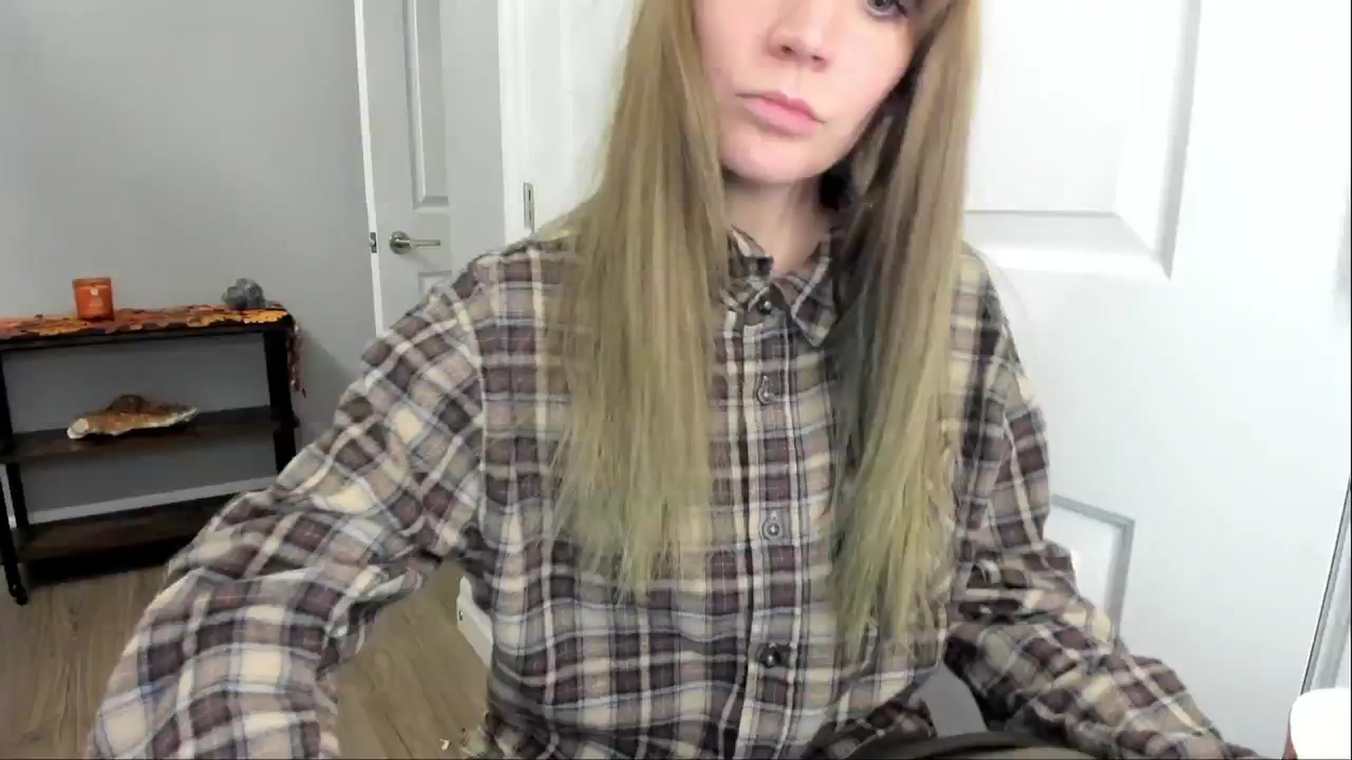 Gallery image thumbnail from Laurel's myfreecams stream on, 10/28/2024, 06:17 image 16 of 20