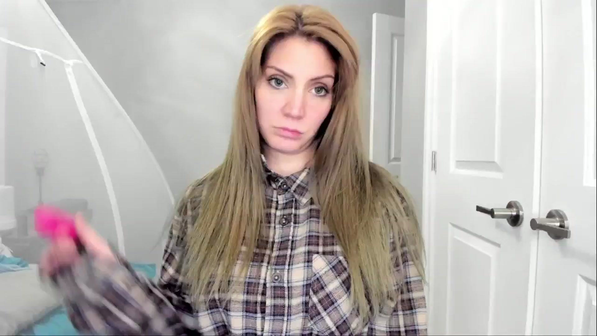 Gallery image thumbnail from Laurel's myfreecams stream on, 10/28/2024, 06:17 image 1 of 20