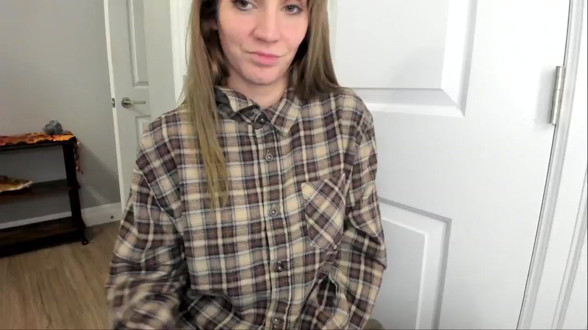 Gallery image thumbnail from Laurel's myfreecams stream on, 10/28/2024, 06:17 image 11 of 20