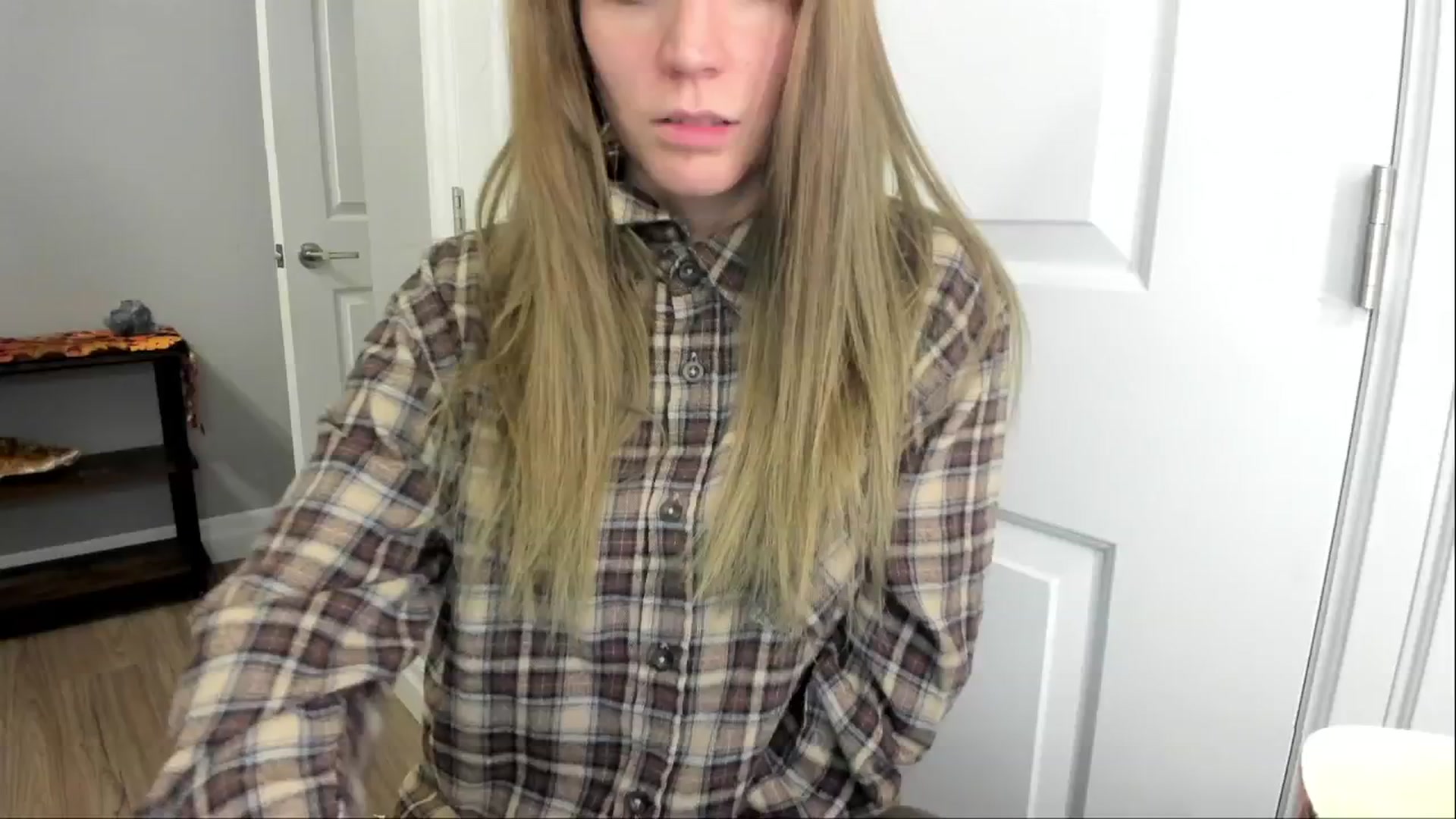 Gallery image thumbnail from Laurel's myfreecams stream on, 10/28/2024, 06:17 image 15 of 20