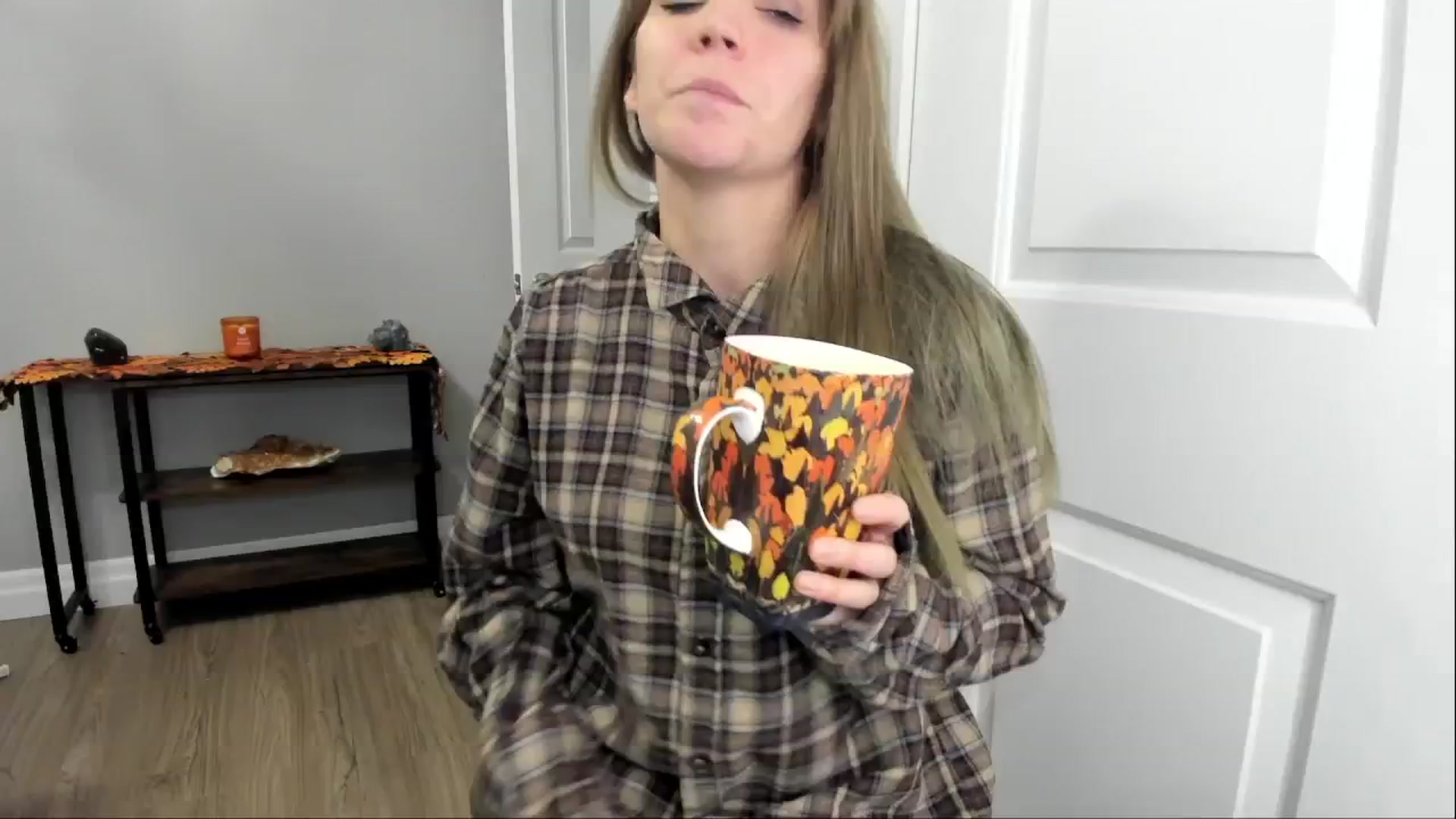 Gallery image thumbnail from Laurel's myfreecams stream on, 10/28/2024, 07:51 image 5 of 20