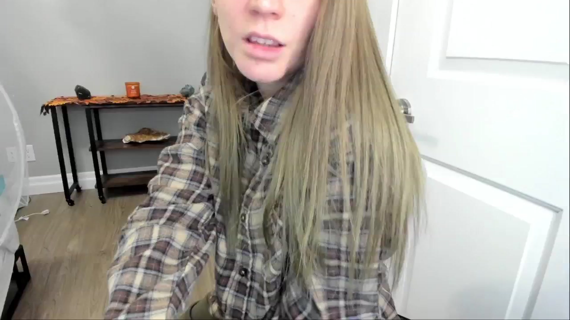 Gallery image thumbnail from Laurel's myfreecams stream on, 10/28/2024, 07:51 image 15 of 20