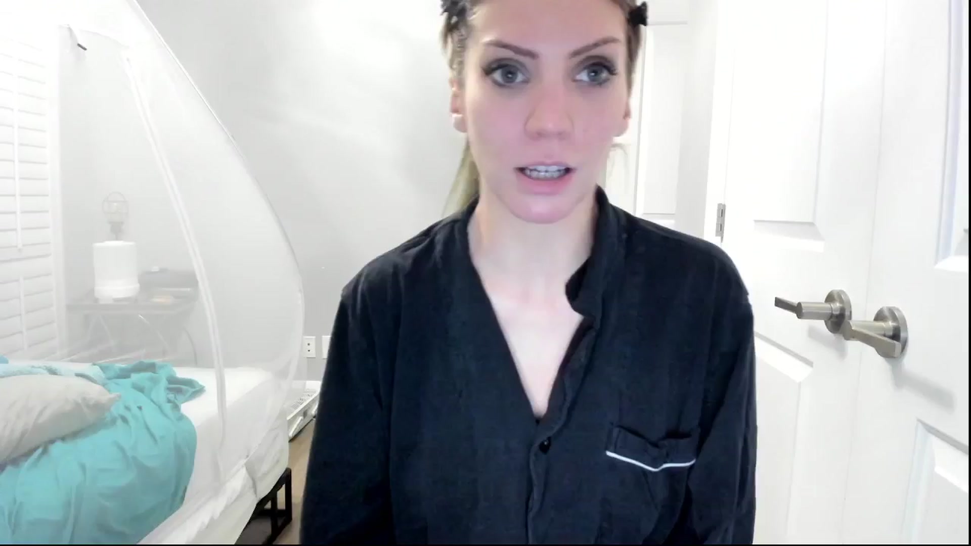Gallery image thumbnail from Laurel's myfreecams stream on, 11/02/2024, 06:40 image 10 of 20
