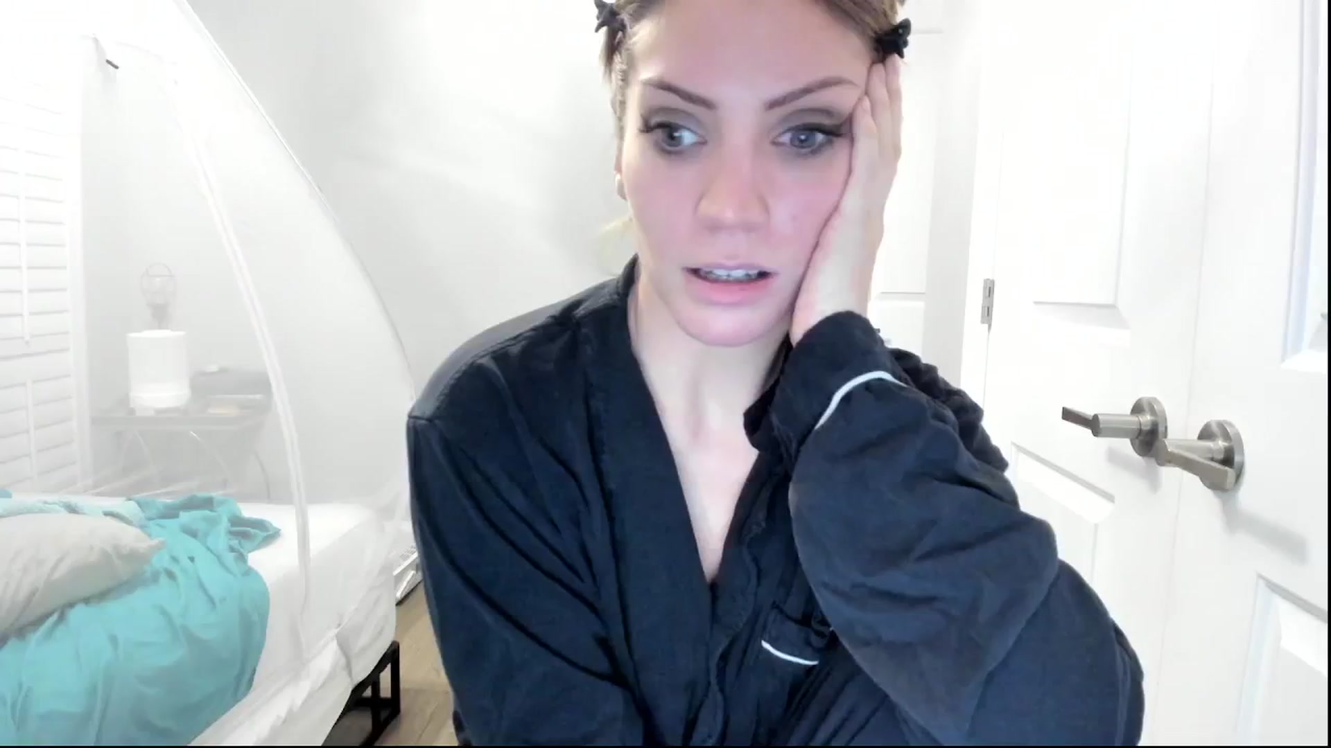 Gallery image thumbnail from Laurel's myfreecams stream on, 11/02/2024, 06:40 image 11 of 20