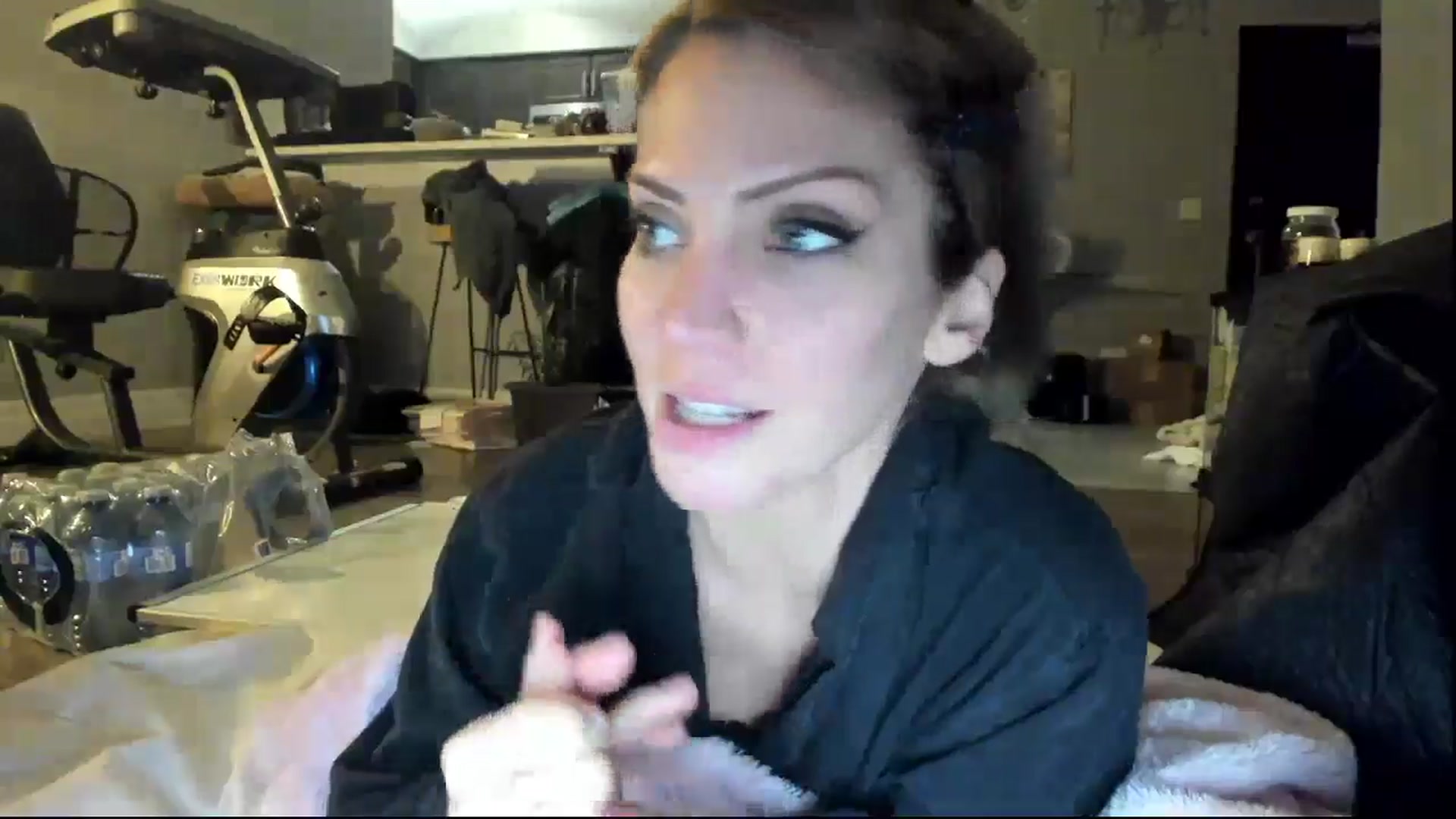 Gallery image thumbnail from Laurel's myfreecams stream on, 11/02/2024, 06:51 image 19 of 20