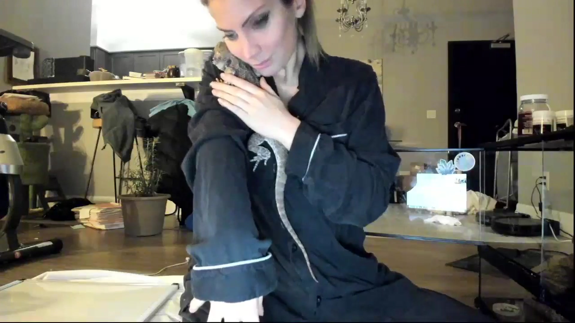 Gallery image thumbnail from Laurel's myfreecams stream on, 11/02/2024, 06:51 image 4 of 20