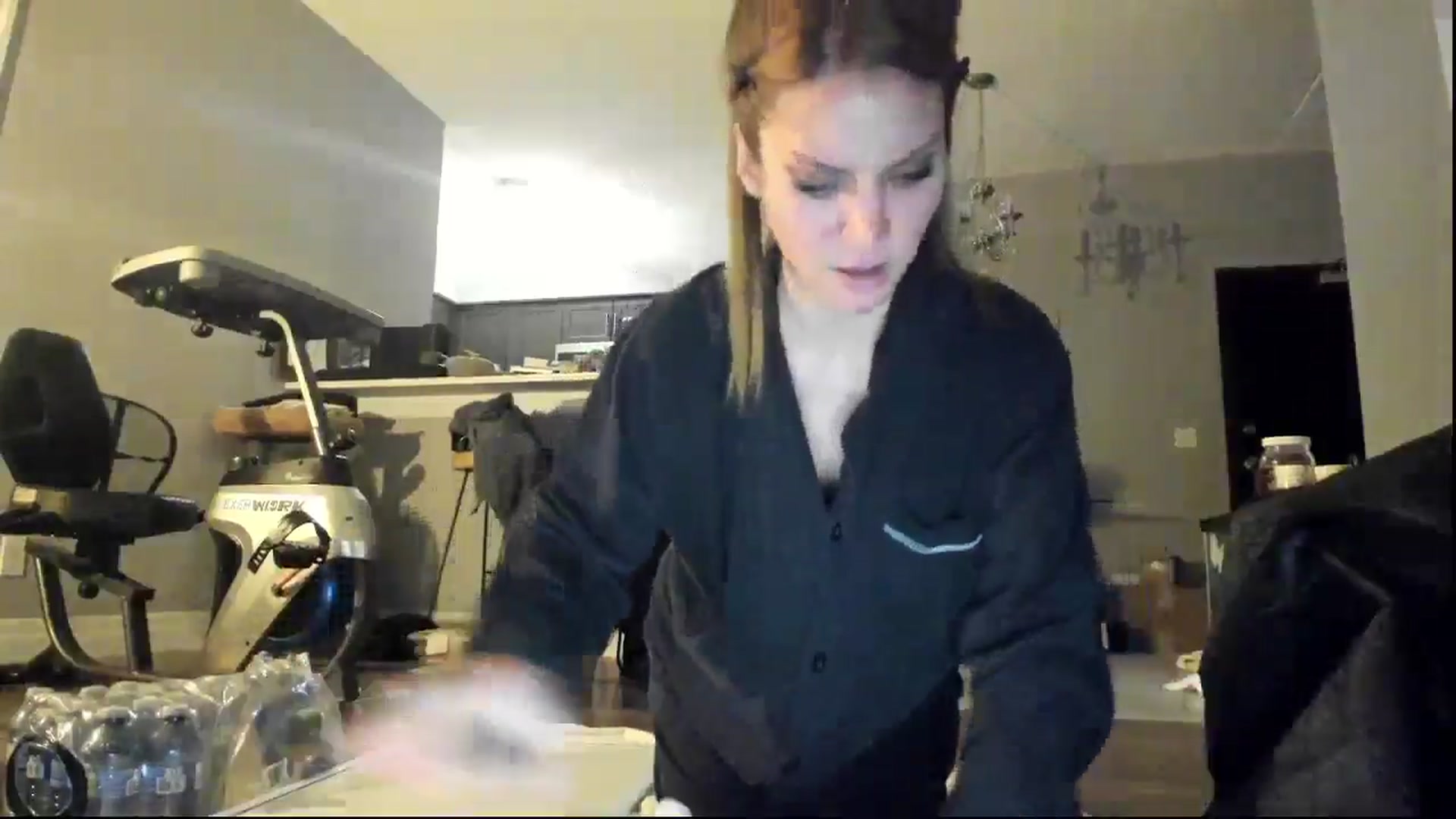 Gallery image thumbnail from Laurel's myfreecams stream on, 11/02/2024, 06:51 image 17 of 20