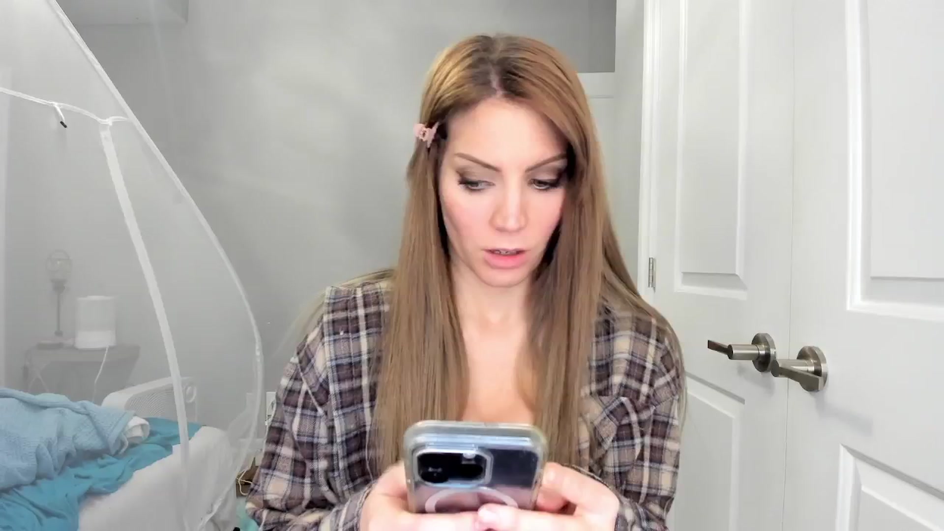 Gallery image thumbnail from Laurel's myfreecams stream on, 11/30/2024, 05:48 image 11 of 20