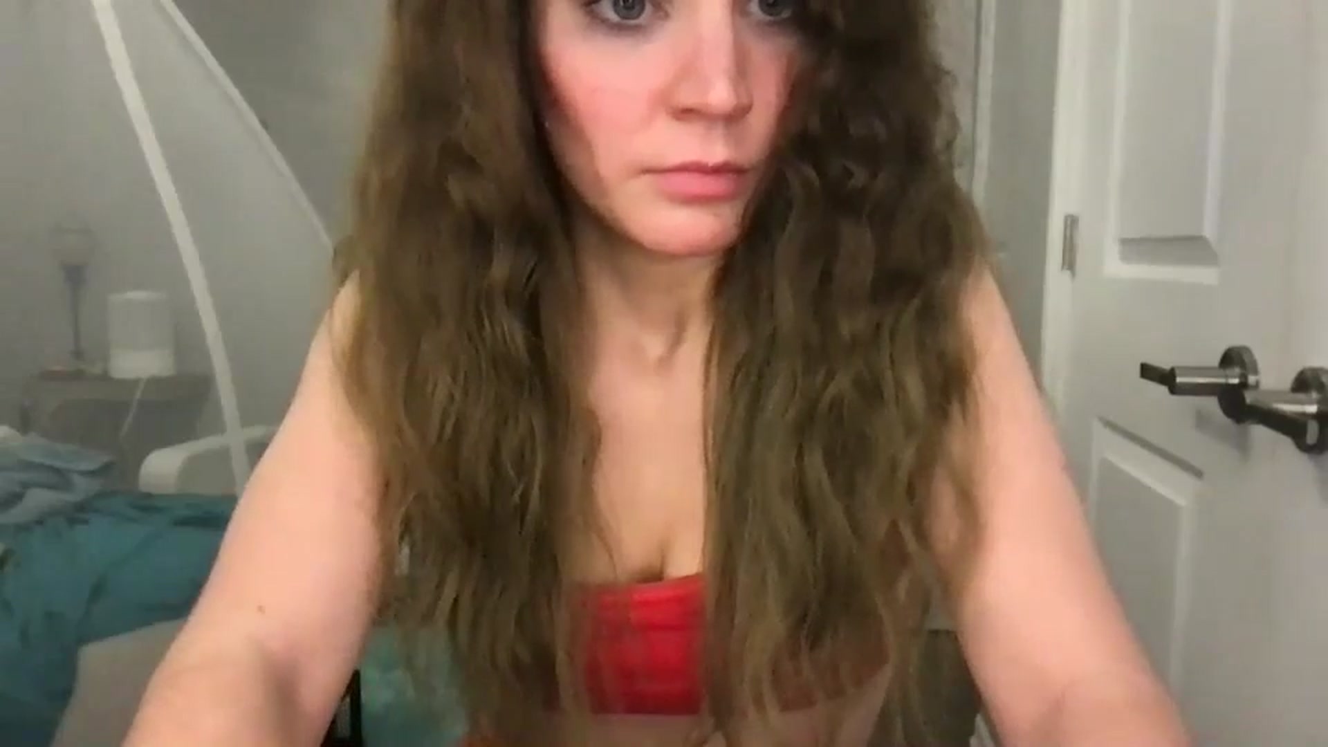 Gallery image thumbnail from Laurel's myfreecams stream on, 12/05/2024, 11:33 image 17 of 20