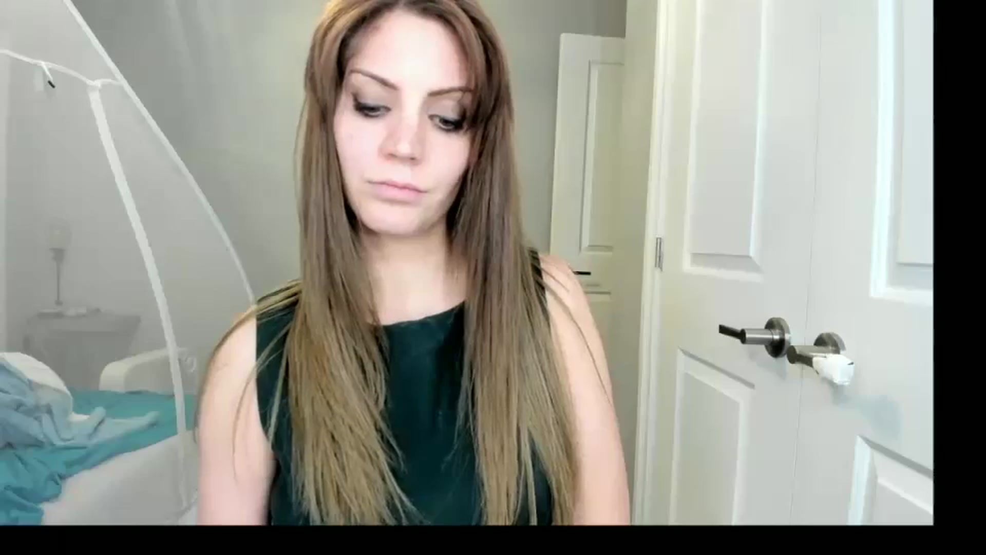 Gallery image thumbnail from Laurel's myfreecams stream on, 12/10/2024, 12:51 image 9 of 20