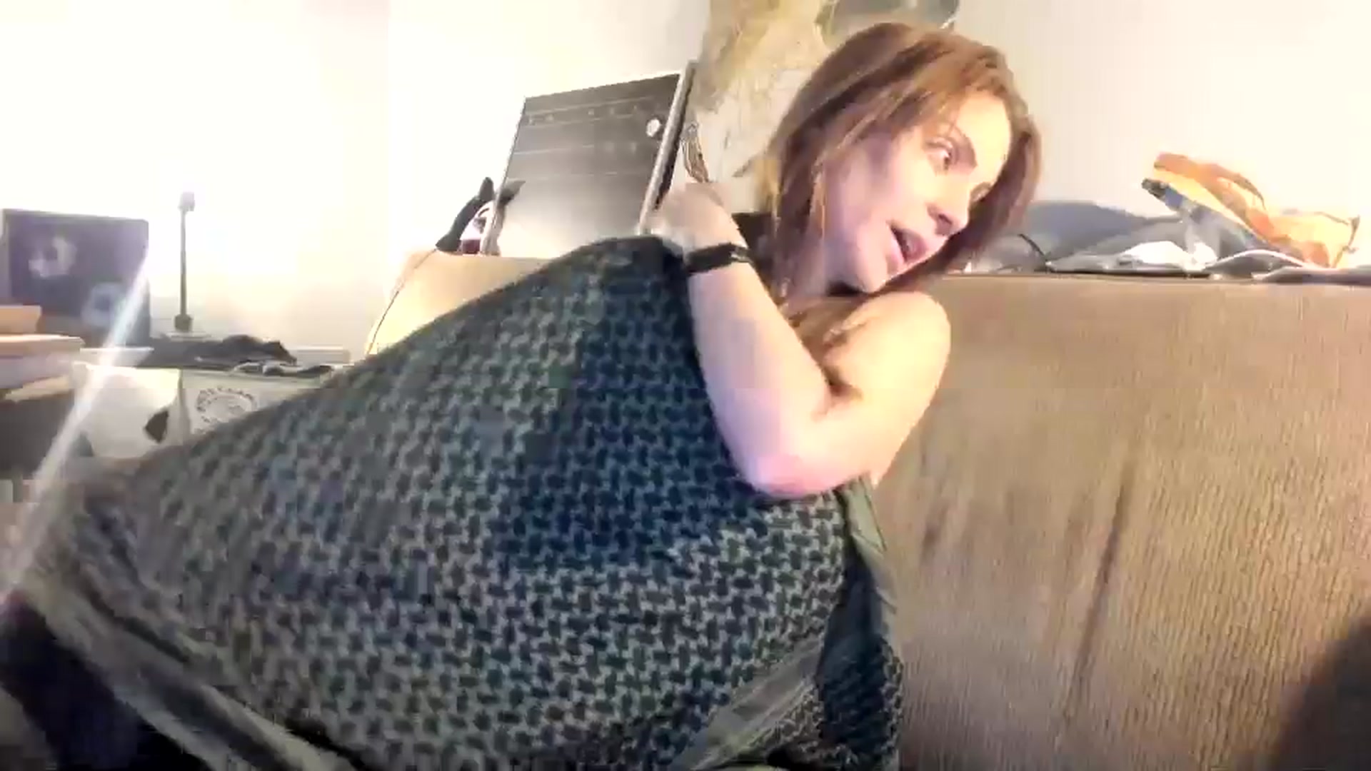 Gallery image thumbnail from Laurel's myfreecams stream on, 12/21/2024, 09:40 image 13 of 20