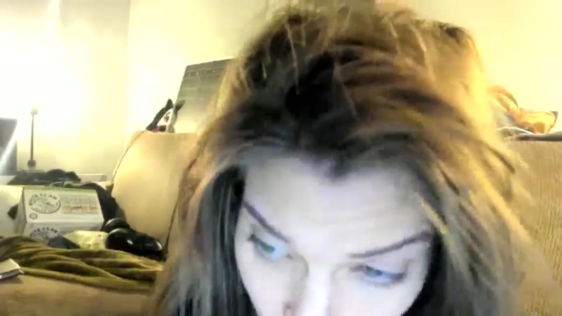 Gallery image thumbnail from Laurel's myfreecams stream on, 12/21/2024, 09:40 image 2 of 20