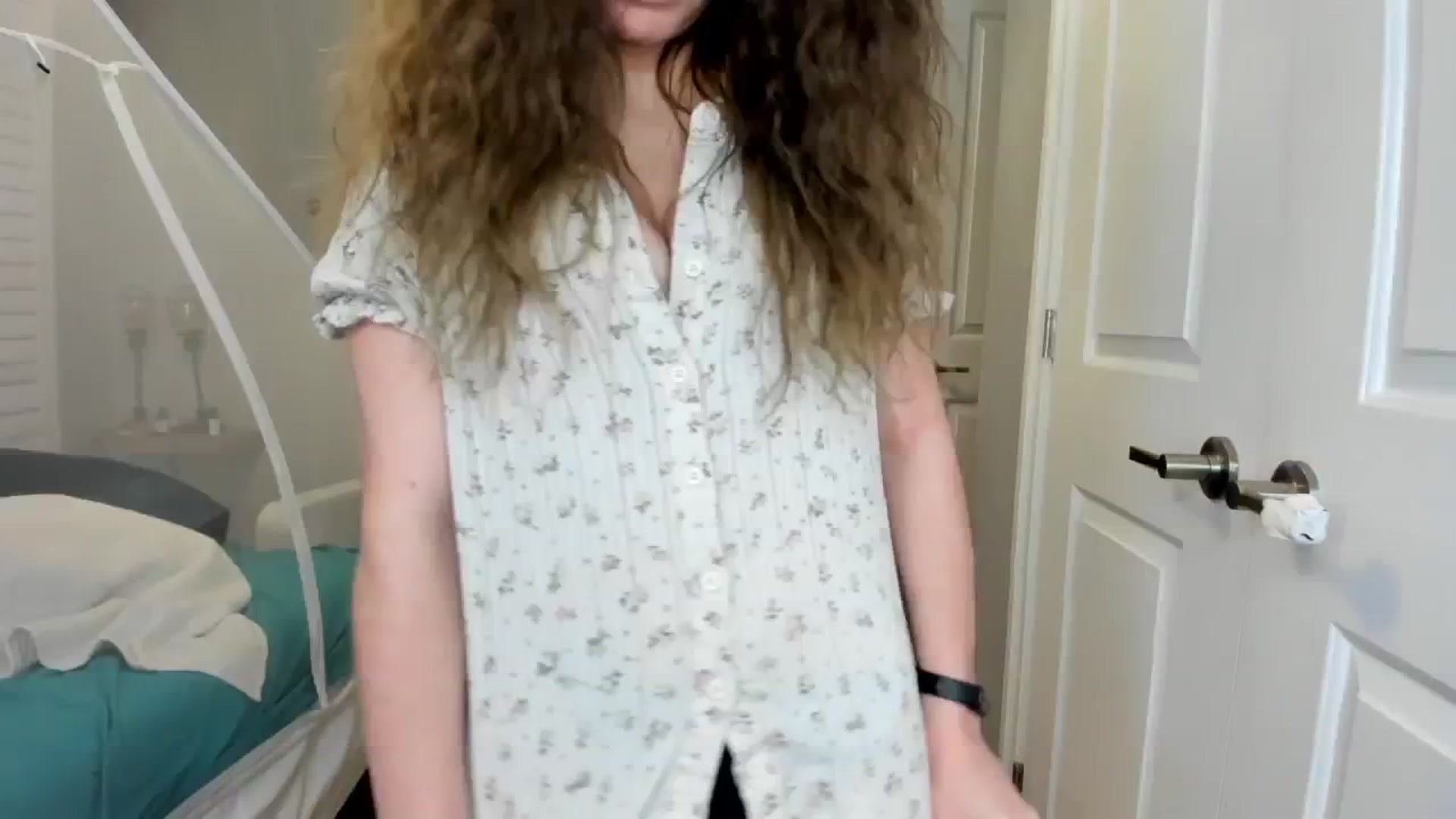 Gallery image thumbnail from Laurel's myfreecams stream on, 01/03/2025, 09:26 image 14 of 20