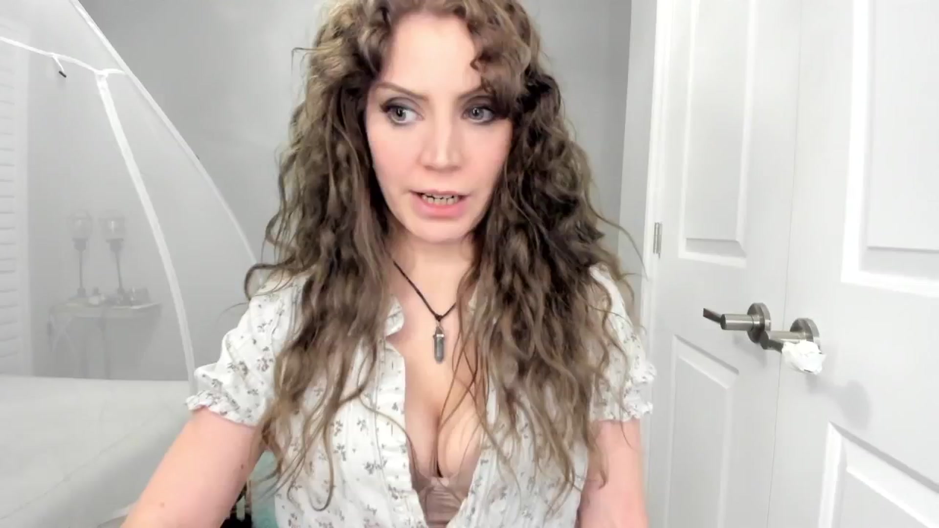 Gallery image thumbnail from Laurel's myfreecams stream on, 01/11/2025, 07:04 image 11 of 20