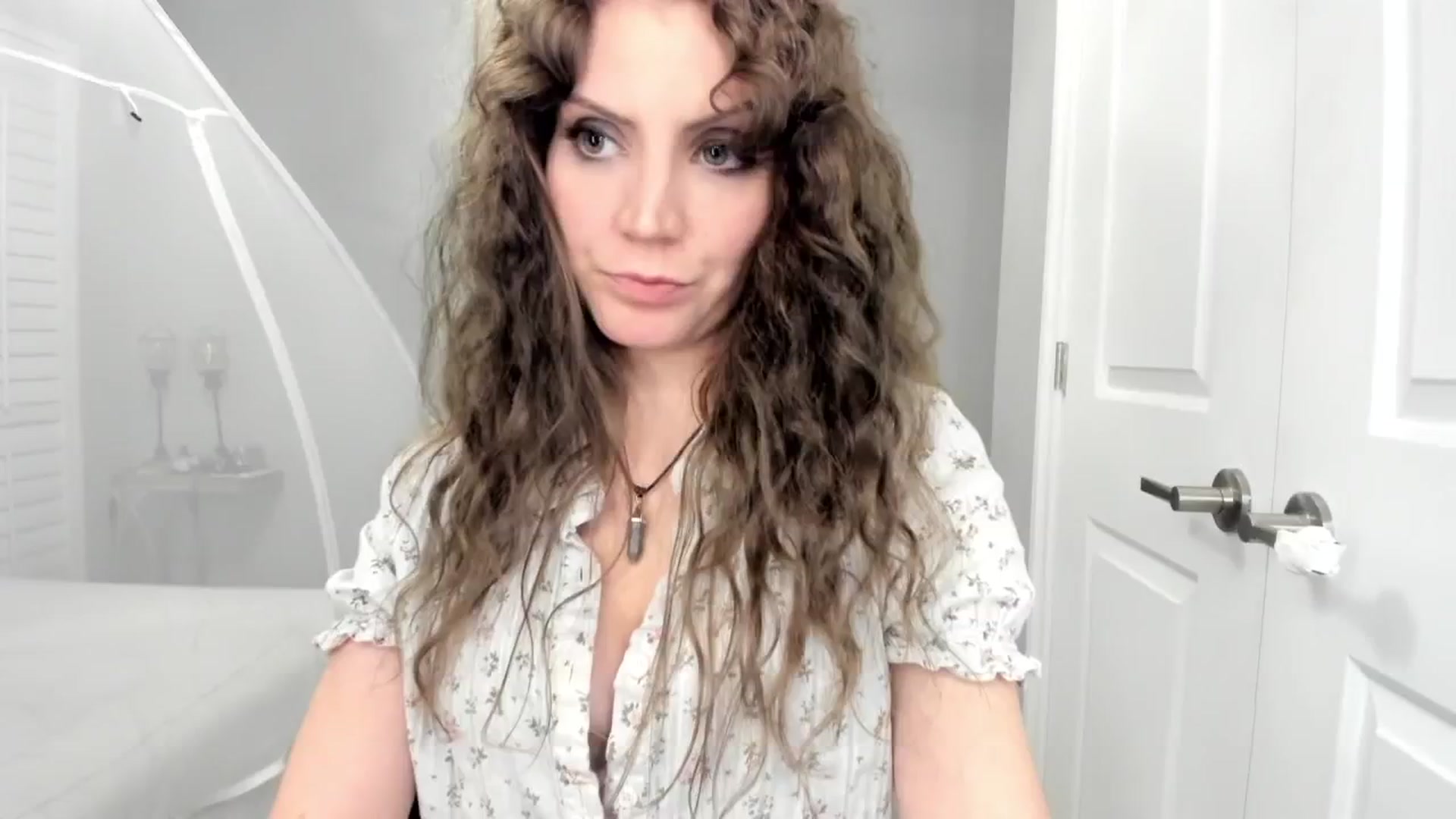 Gallery image thumbnail from Laurel's myfreecams stream on, 01/11/2025, 07:04 image 16 of 20