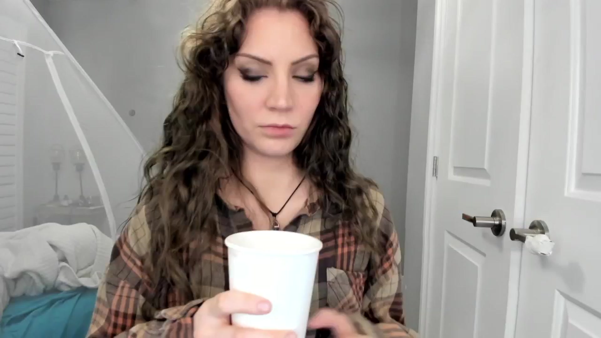 Gallery image thumbnail from Laurel's myfreecams stream on, 01/12/2025, 06:17 image 7 of 20