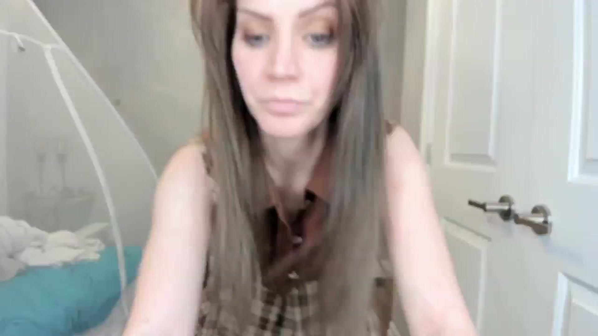 Gallery image thumbnail from Laurel's myfreecams stream on, 01/17/2025, 09:18 image 6 of 20