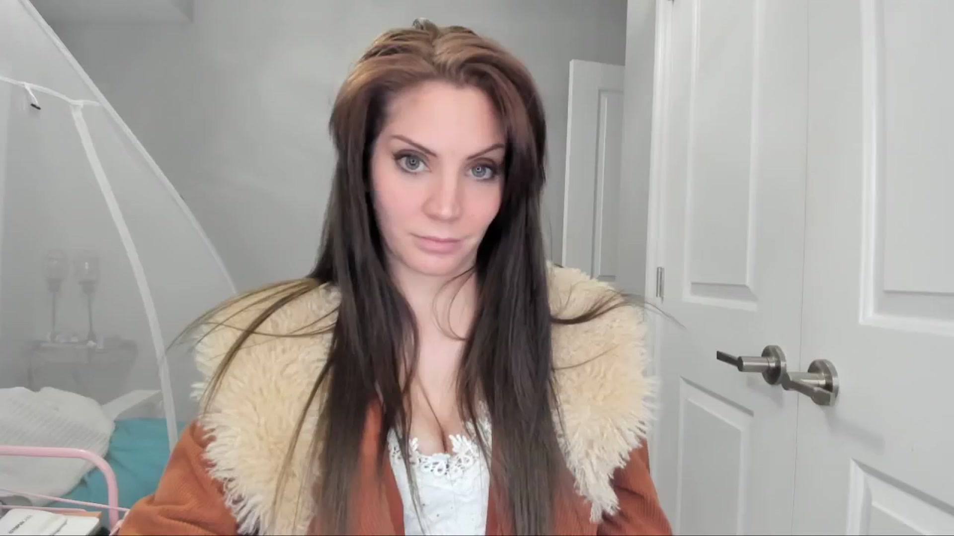 Gallery image thumbnail from Laurel's myfreecams stream on, 01/26/2025, 09:12 image 8 of 20