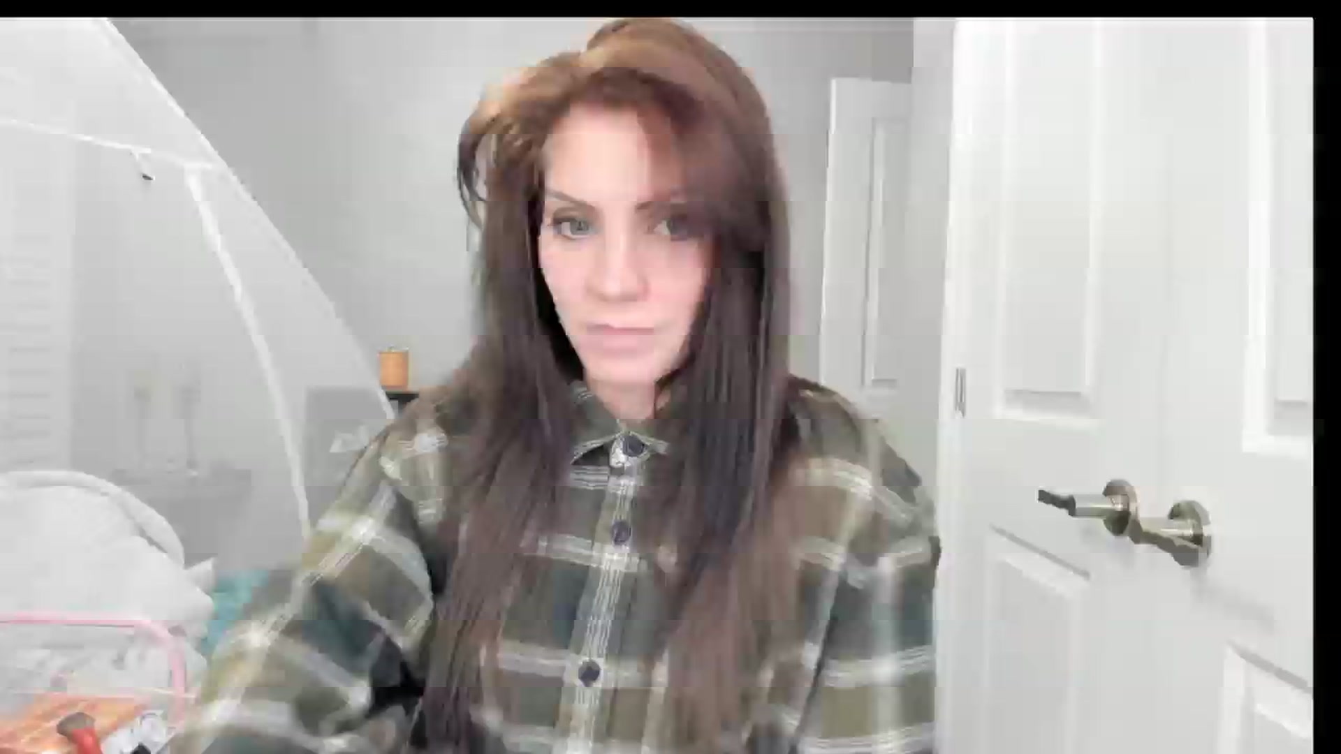 Gallery image thumbnail from Laurel's myfreecams stream on, 02/03/2025, 09:30 image 3 of 20