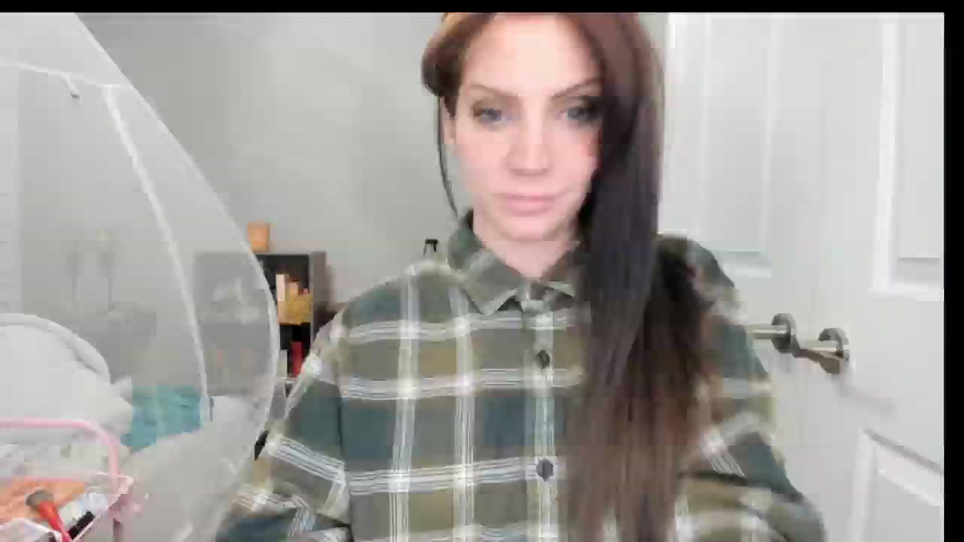 Gallery image thumbnail from Laurel's myfreecams stream on, 02/03/2025, 09:30 image 5 of 20