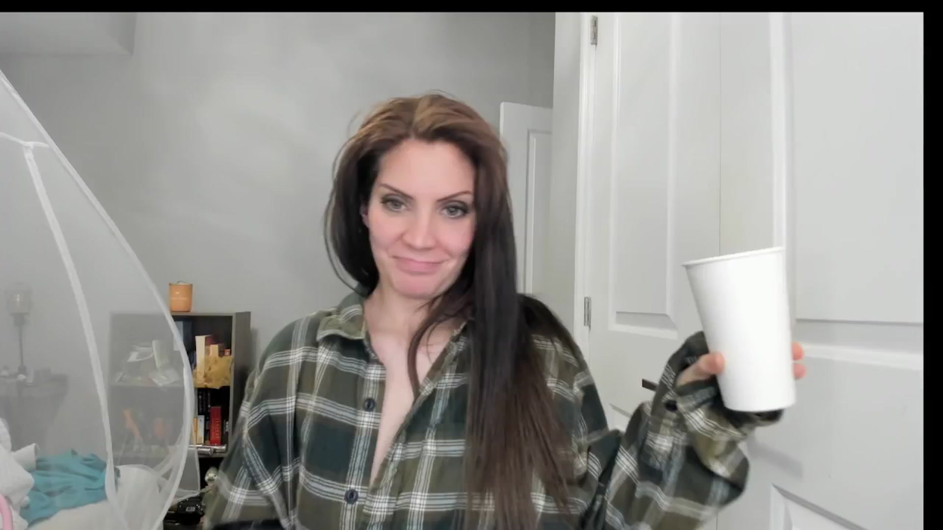 Gallery image thumbnail from Laurel's myfreecams stream on, 02/03/2025, 09:30 image 20 of 20