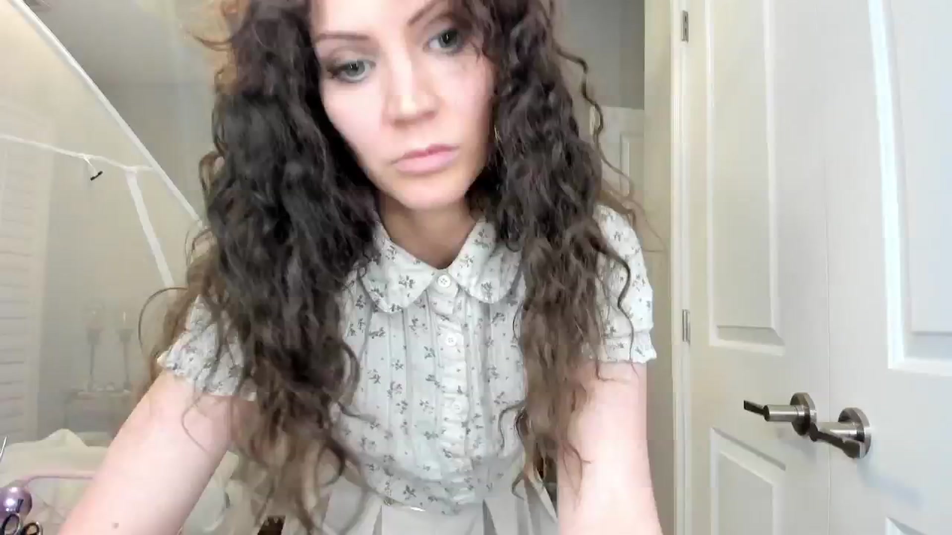 Gallery image thumbnail from Laurel's myfreecams stream on, 02/07/2025, 05:34 image 18 of 20