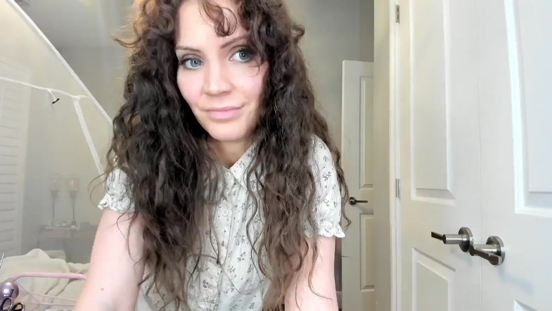 Gallery image thumbnail from Laurel's myfreecams stream on, 02/07/2025, 05:34 image 16 of 20