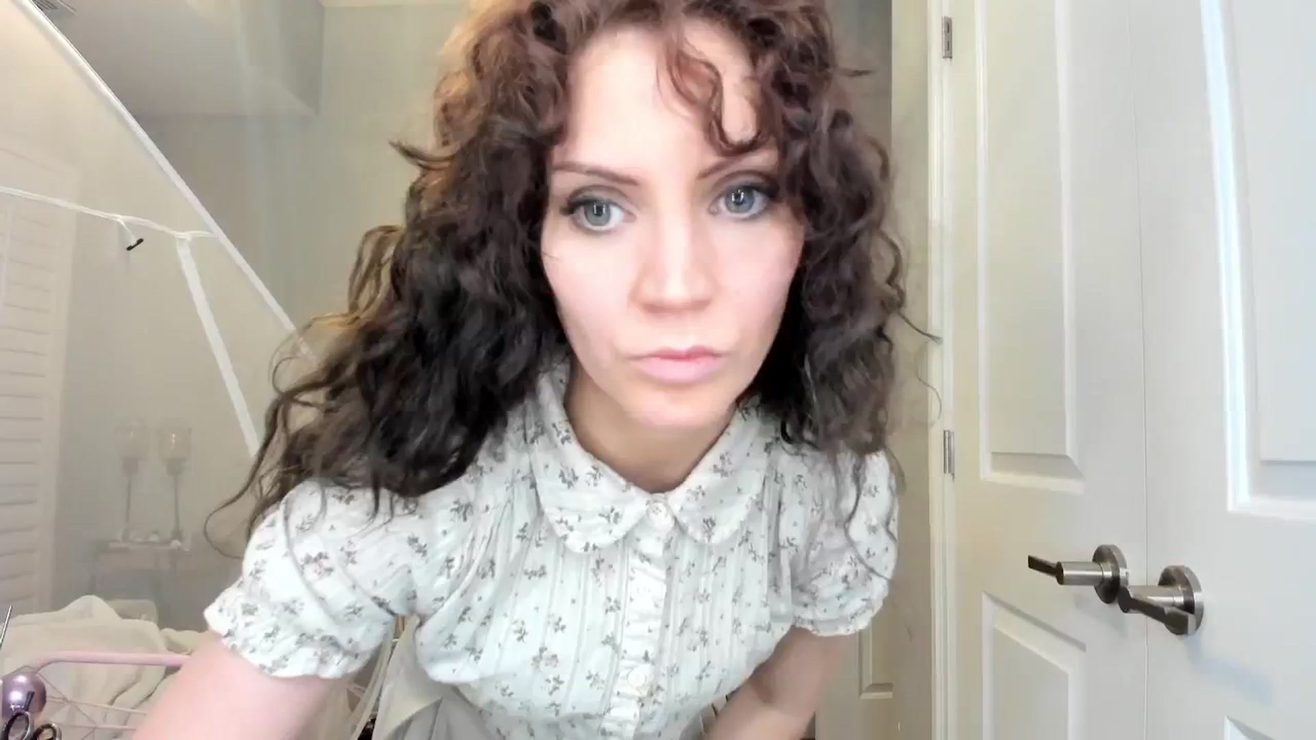 Gallery image thumbnail from Laurel's myfreecams stream on, 02/07/2025, 05:34 image 17 of 20