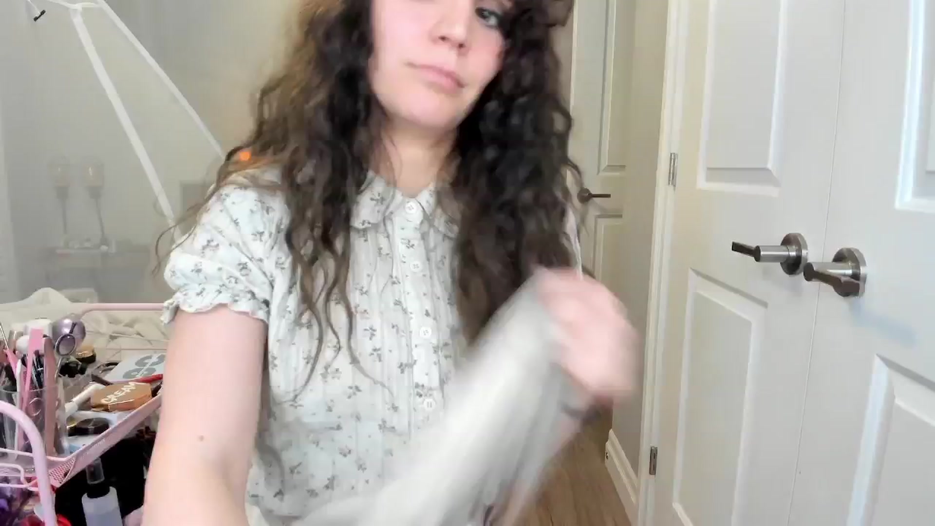 Gallery image thumbnail from Laurel's myfreecams stream on, 02/07/2025, 07:28 image 17 of 20