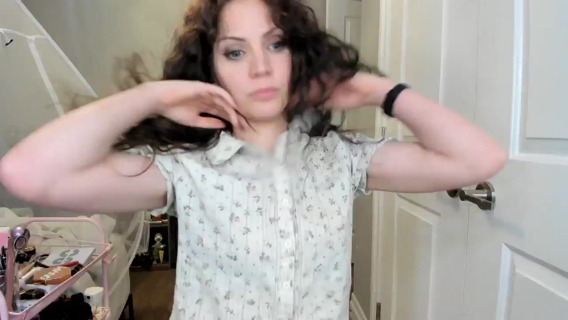 Gallery image thumbnail from Laurel's myfreecams stream on, 02/07/2025, 08:39 image 13 of 20