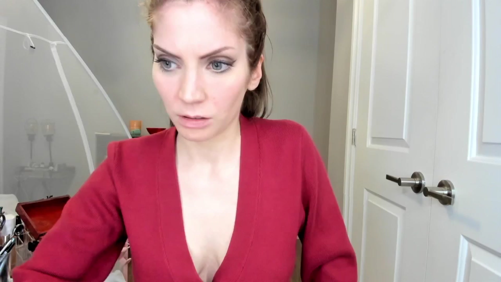 Gallery image thumbnail from Laurel's myfreecams stream on, 02/16/2025, 10:08 image 6 of 20