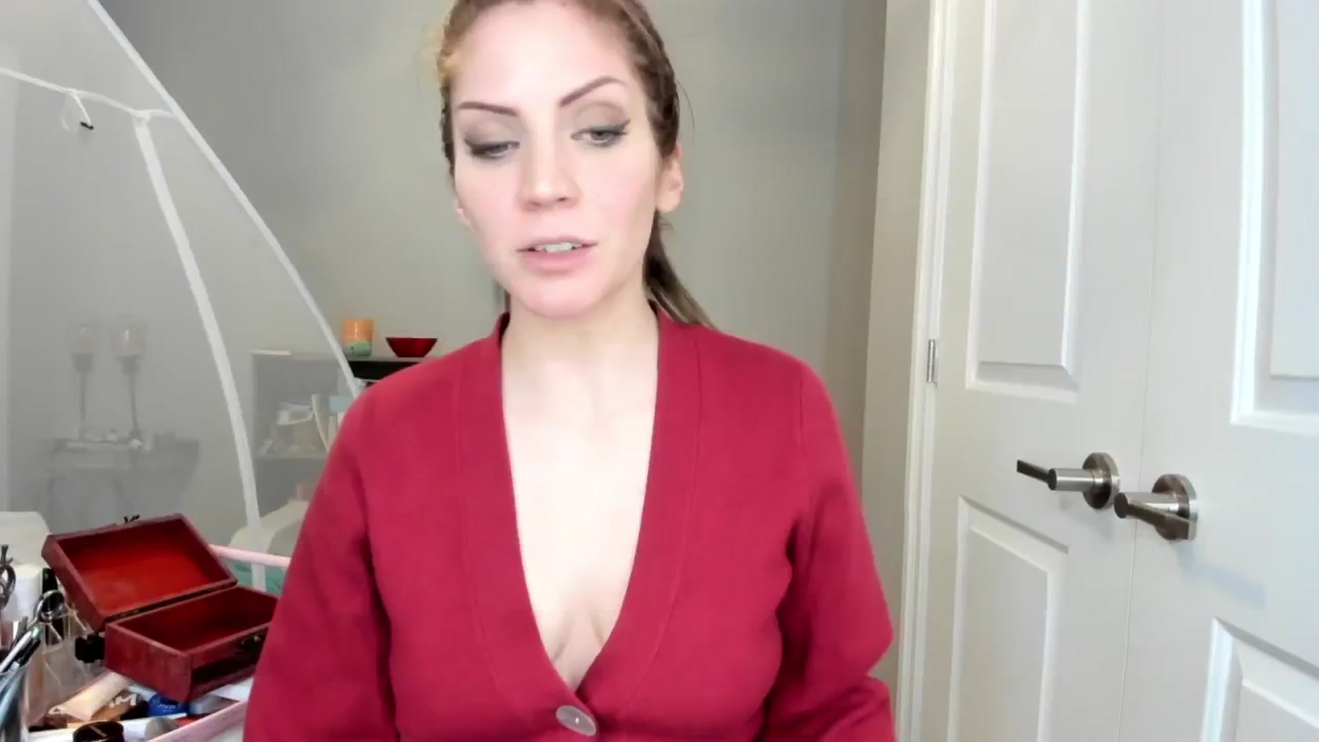 Gallery image thumbnail from Laurel's myfreecams stream on, 02/16/2025, 10:08 image 4 of 20