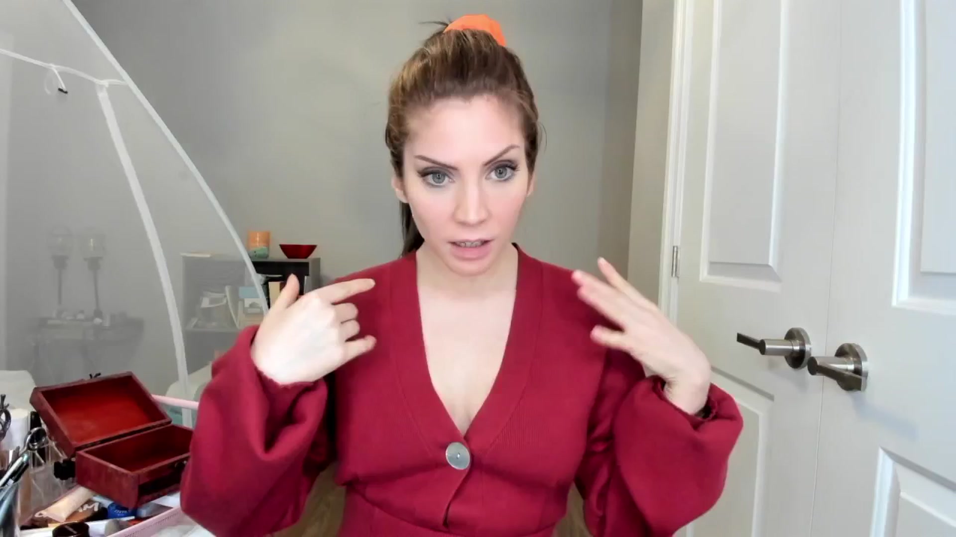 Gallery image thumbnail from Laurel's myfreecams stream on, 02/16/2025, 10:08 image 5 of 20