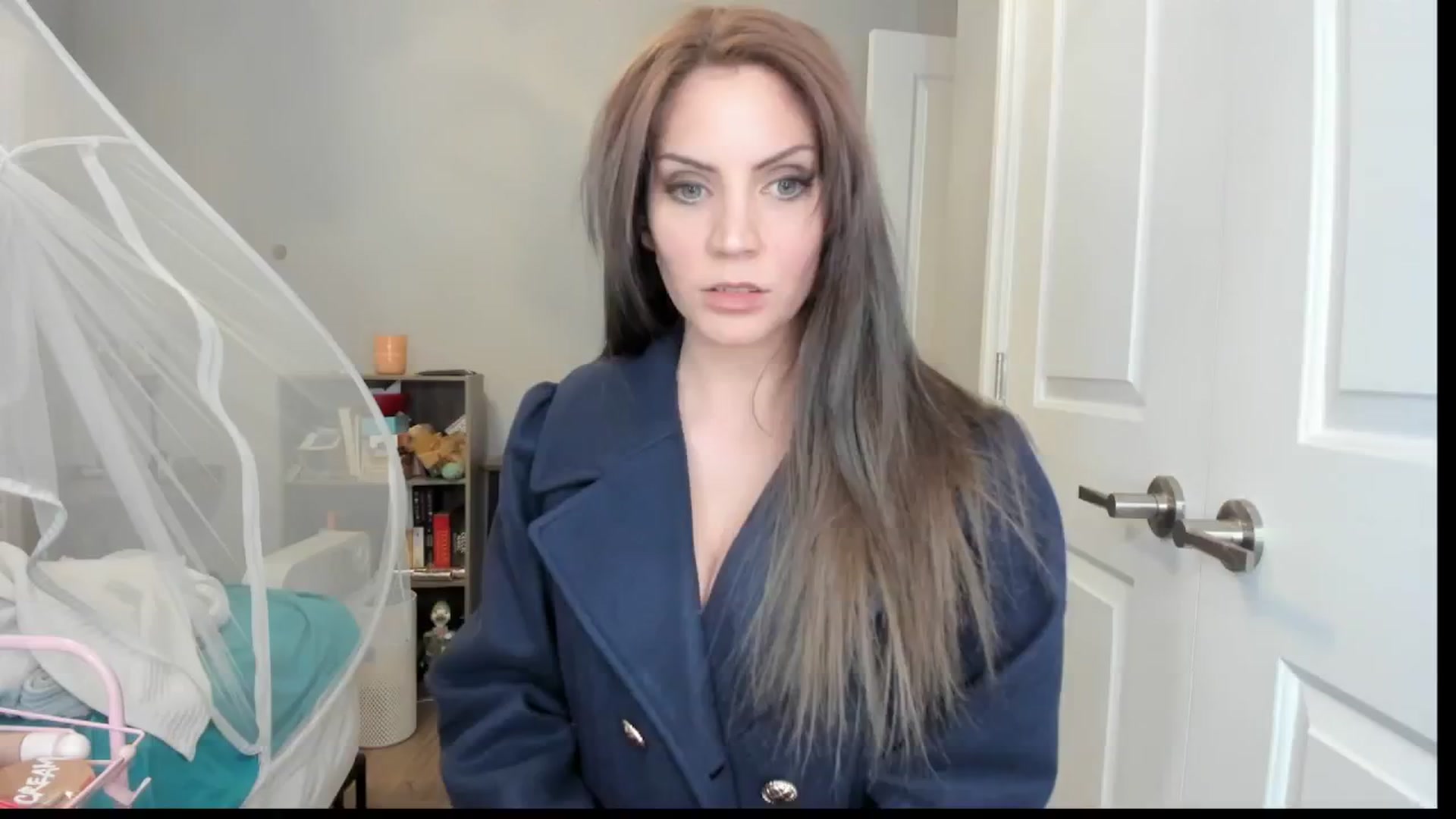 Gallery image thumbnail from Laurel's myfreecams stream on, 02/20/2025, 08:34 image 6 of 20