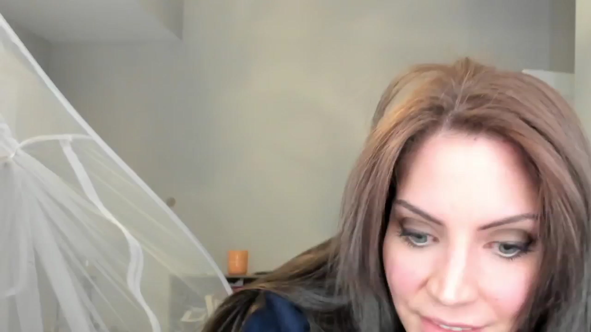 Gallery image thumbnail from Laurel's myfreecams stream on, 02/20/2025, 09:03 image 6 of 20