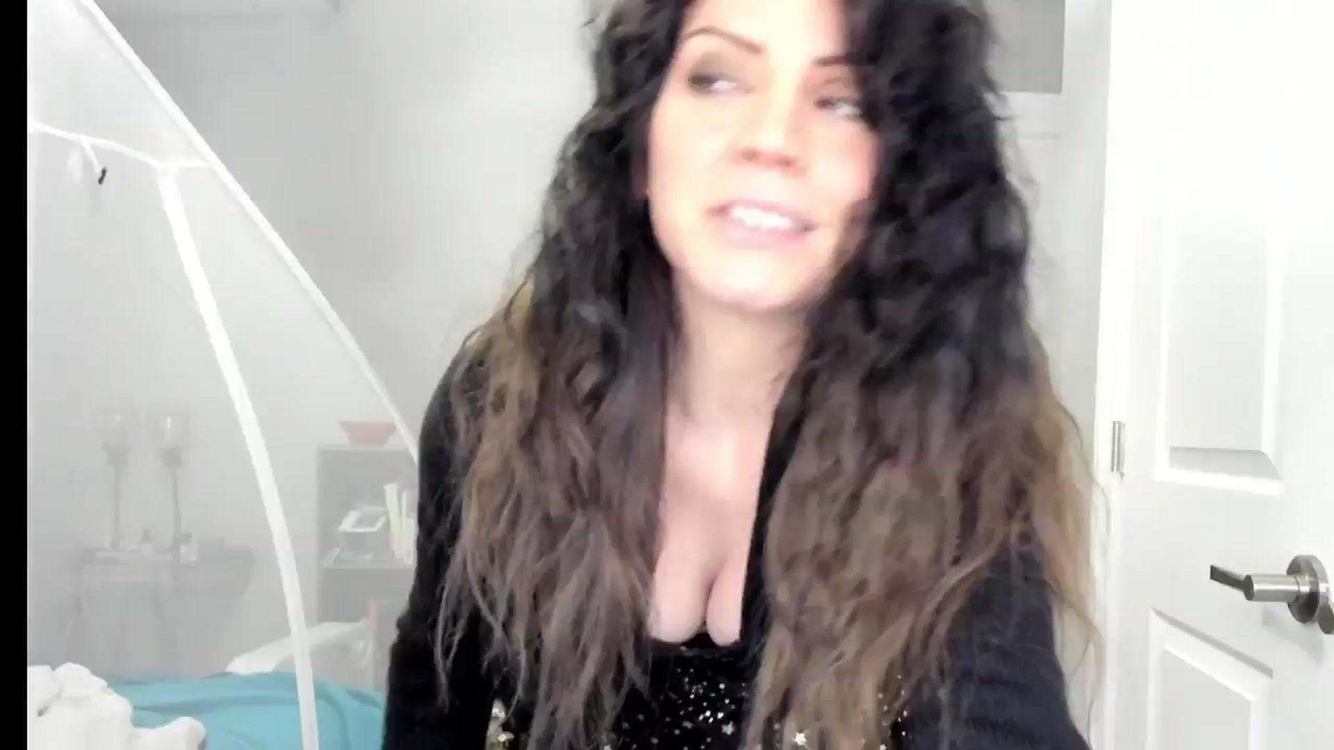 Gallery image thumbnail from Laurel's myfreecams stream on, 02/24/2025, 06:09 image 7 of 20