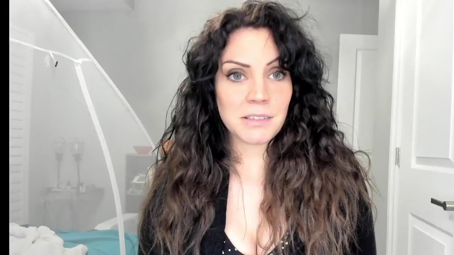 Gallery image thumbnail from Laurel's myfreecams stream on, 02/24/2025, 06:09 image 2 of 20