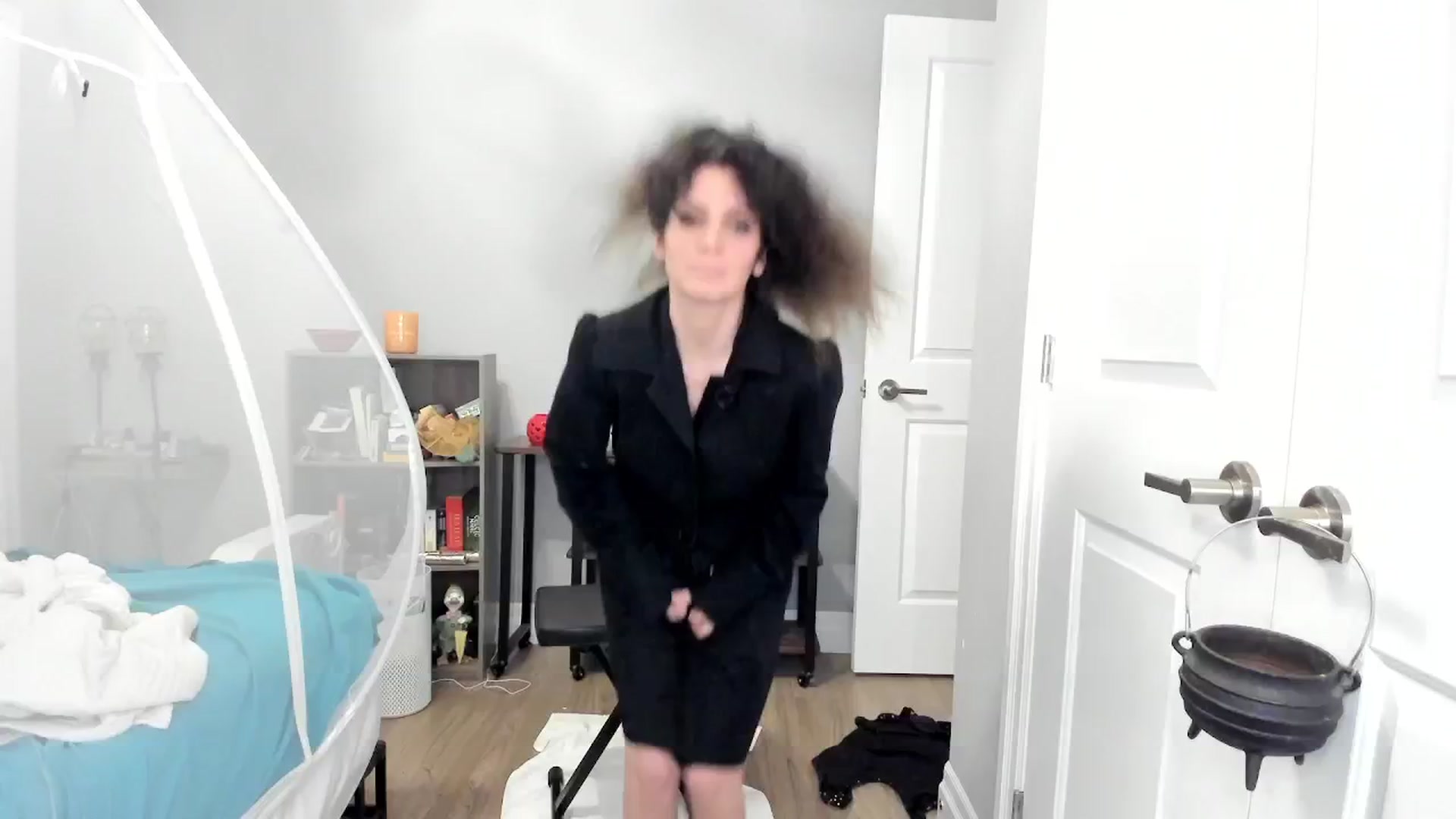 Gallery image thumbnail from Laurel's myfreecams stream on, 02/24/2025, 07:31 image 11 of 20