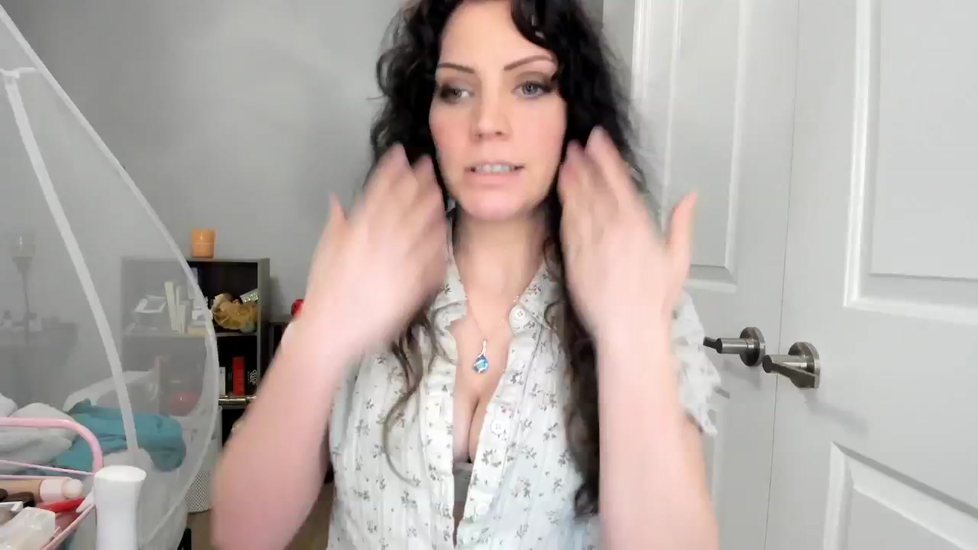 Gallery image thumbnail from Laurel's myfreecams stream on, 02/25/2025, 04:21 image 19 of 20