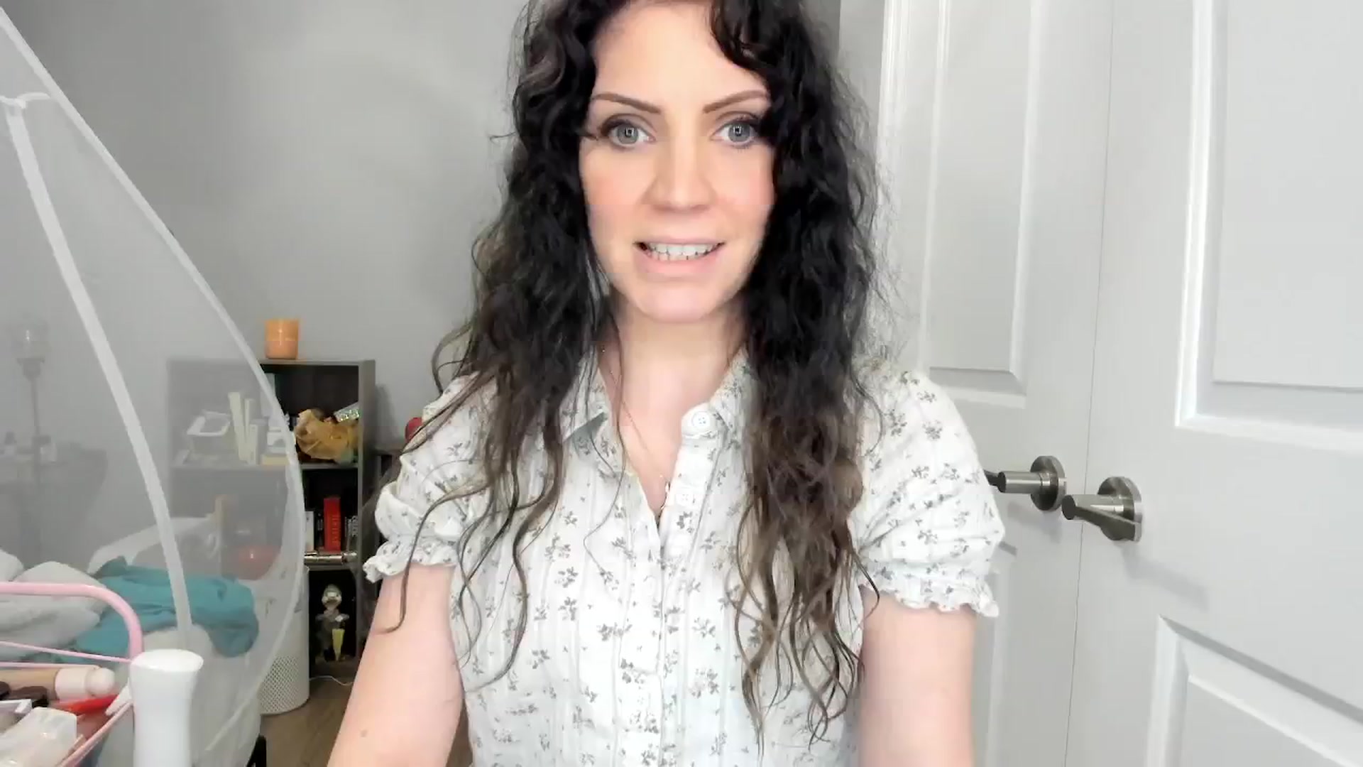 Gallery image thumbnail from Laurel's myfreecams stream on, 02/25/2025, 04:21 image 17 of 20