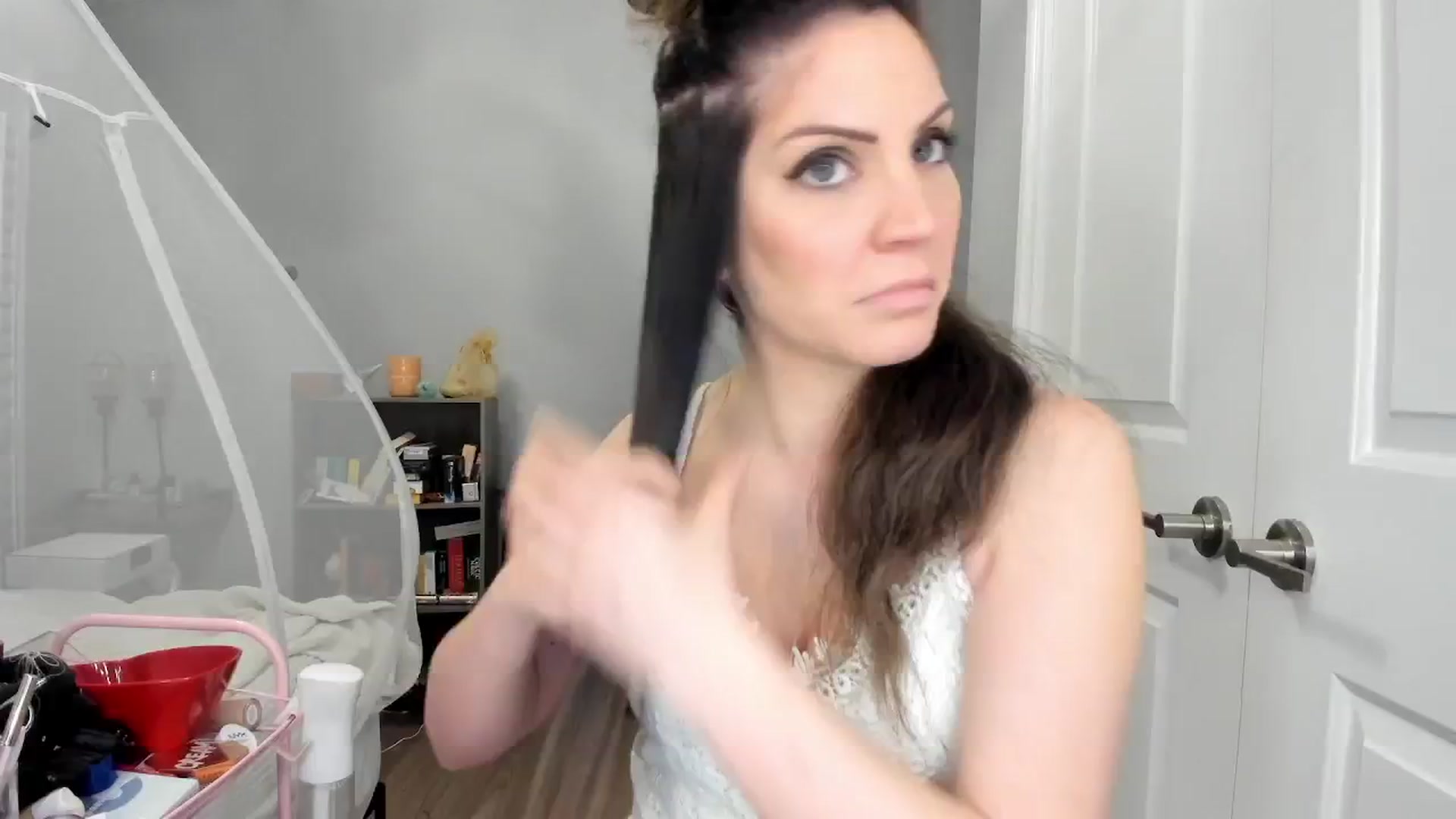 Gallery image thumbnail from Laurel's myfreecams stream on, 02/26/2025, 03:52 image 4 of 20