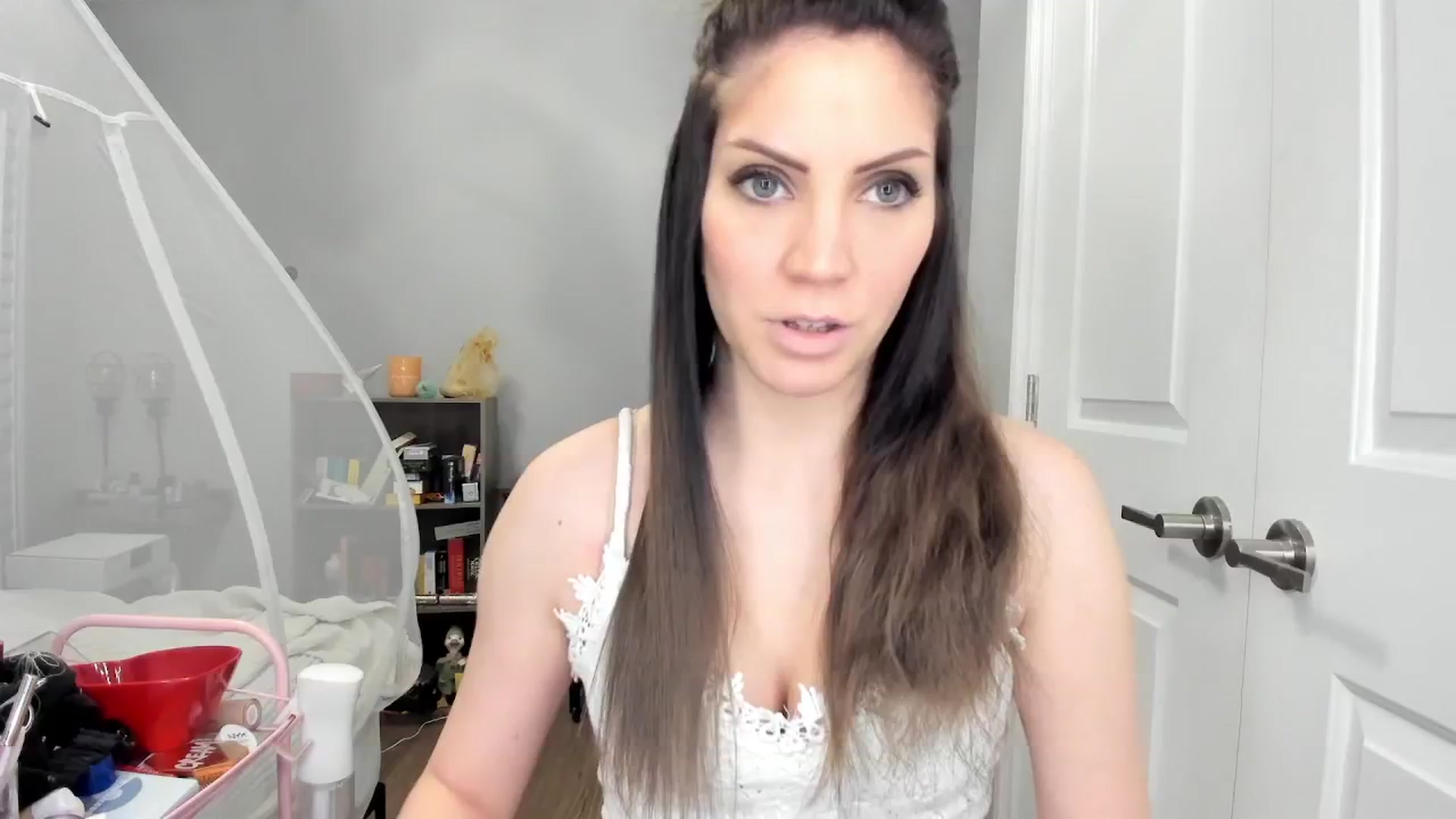 Gallery image thumbnail from Laurel's myfreecams stream on, 02/26/2025, 03:52 image 6 of 20